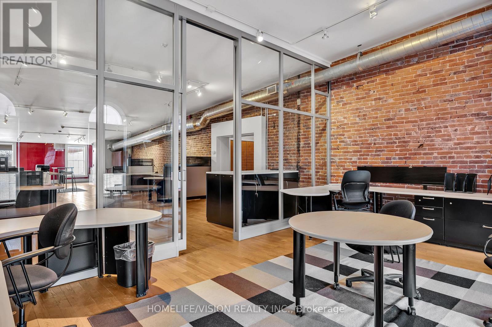 379 George Street N, Peterborough (Town Ward 3), Ontario  K9H 3R2 - Photo 12 - X12846518