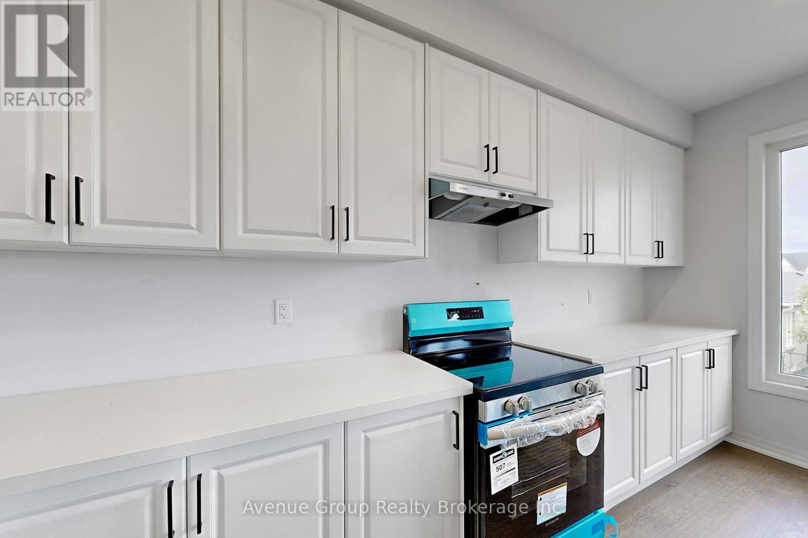 1 Fisher Road, Kawartha Lakes (Lindsay), Ontario  K9V 0P9 - Photo 10 - X12846886