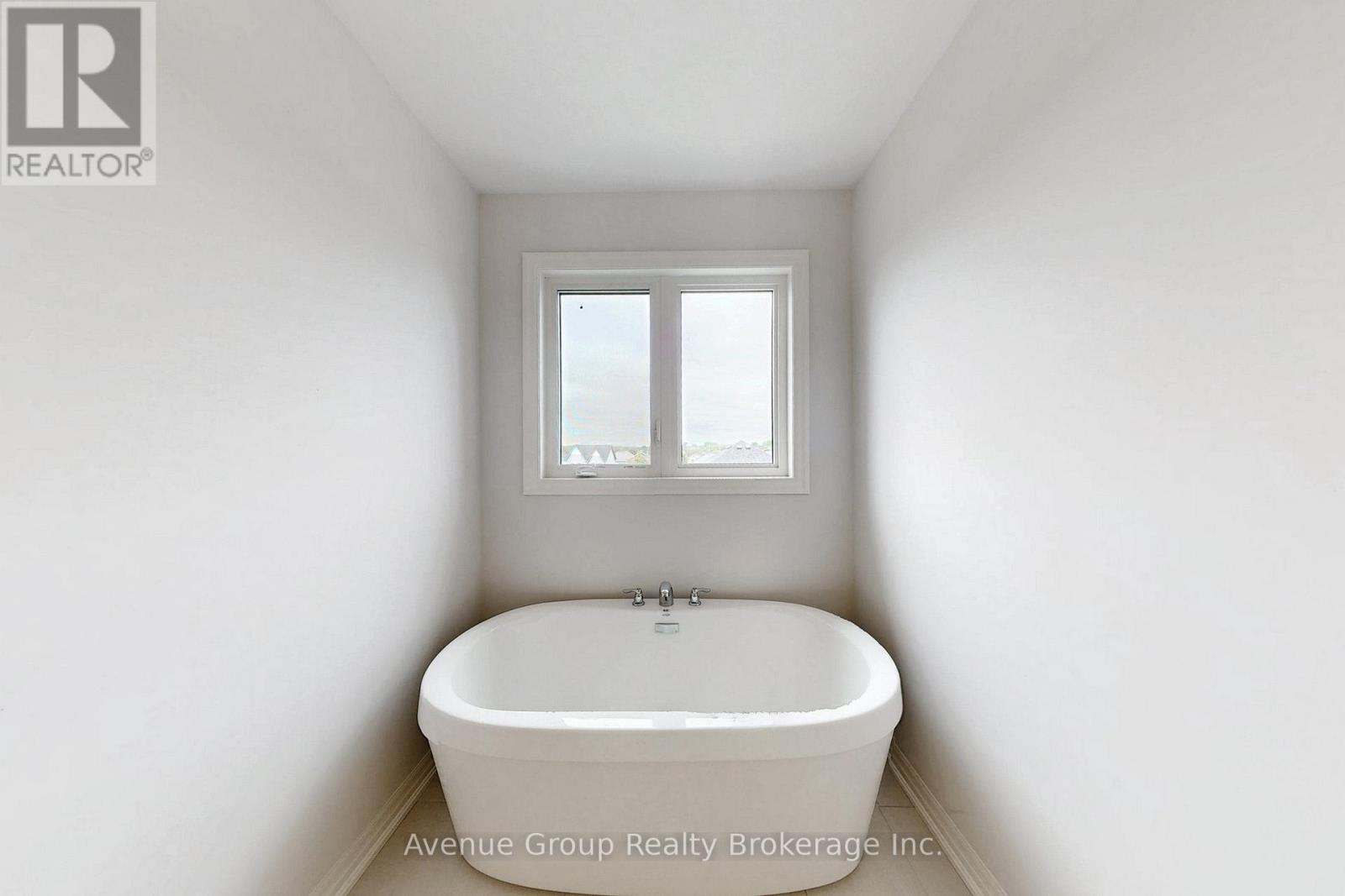 1 Fisher Road, Kawartha Lakes (Lindsay), Ontario  K9V 0P9 - Photo 22 - X12846886