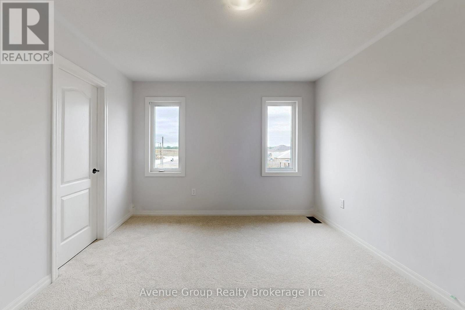 1 Fisher Road, Kawartha Lakes (Lindsay), Ontario  K9V 0P9 - Photo 30 - X12846886