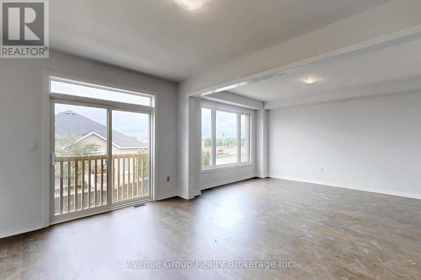 1 Fisher Road, Kawartha Lakes (Lindsay), Ontario  K9V 0P9 - Photo 7 - X12846886