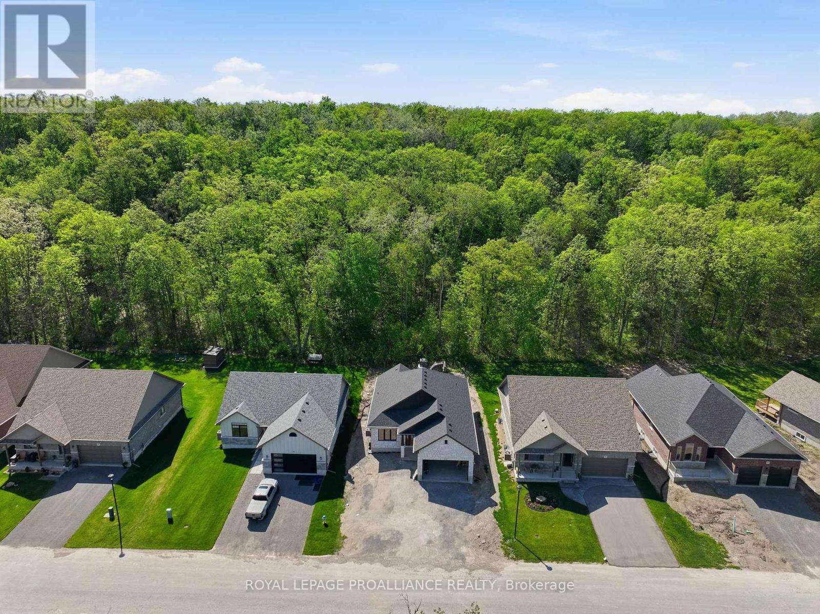 64 Riverside Trail, Trent Hills (Campbellford), Ontario  K0L 1L0 - Photo 35 - X12847146