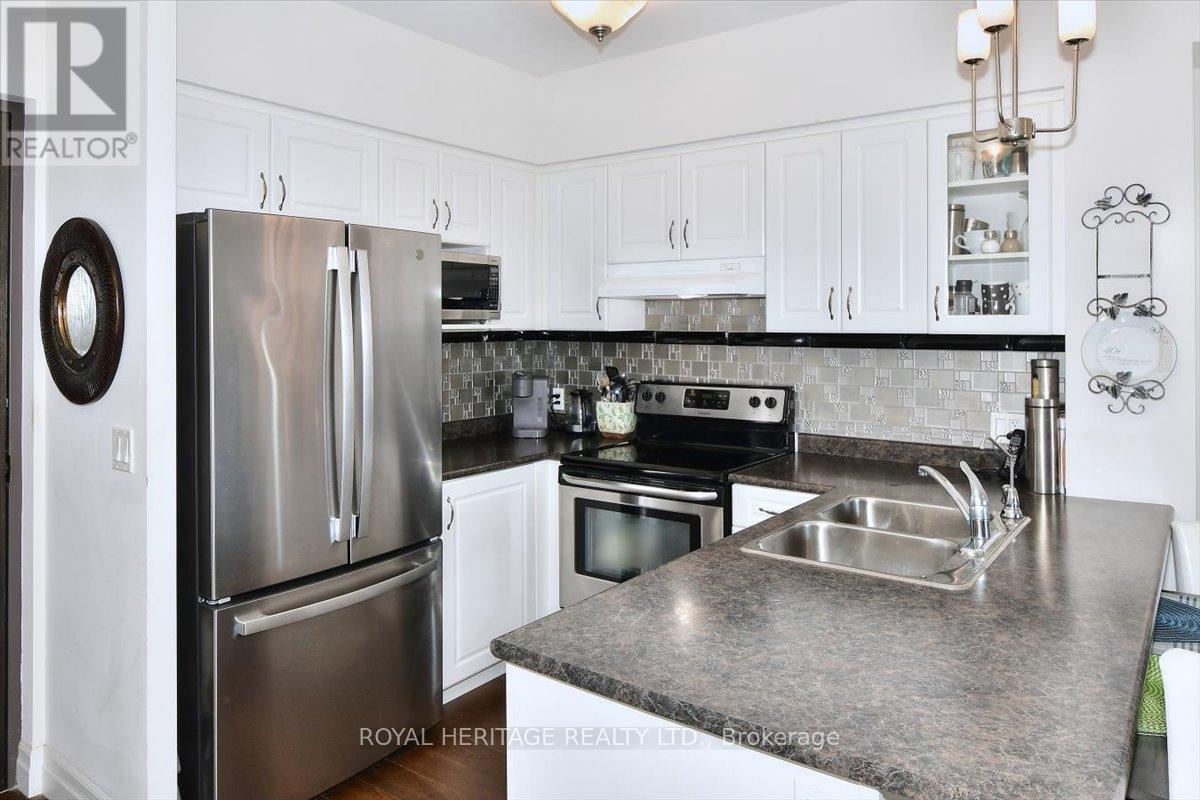 204 - 910 Wentworth Street, Peterborough (Otonabee Ward 1), Ontario  K9J 8R8 - Photo 11 - X12847392