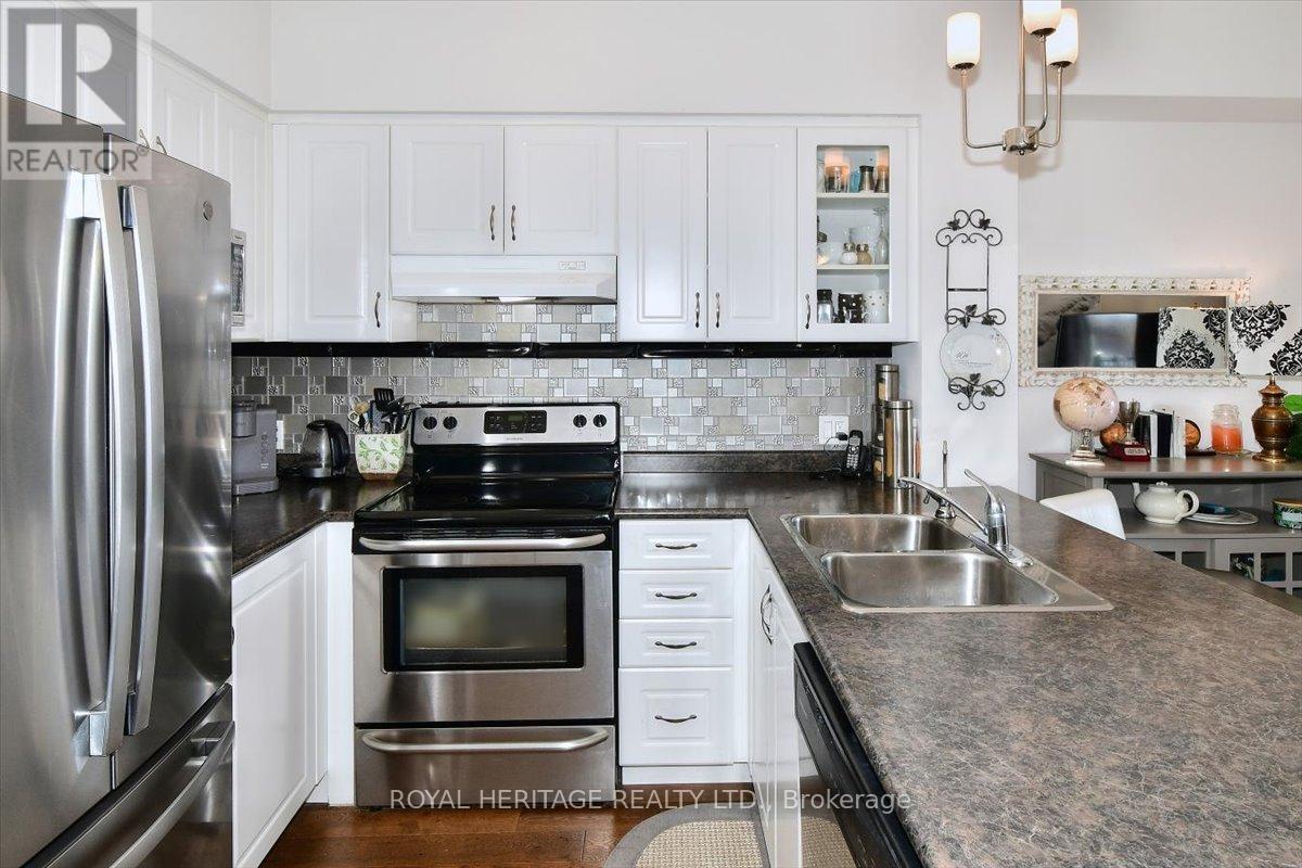 204 - 910 Wentworth Street, Peterborough (Otonabee Ward 1), Ontario  K9J 8R8 - Photo 12 - X12847392