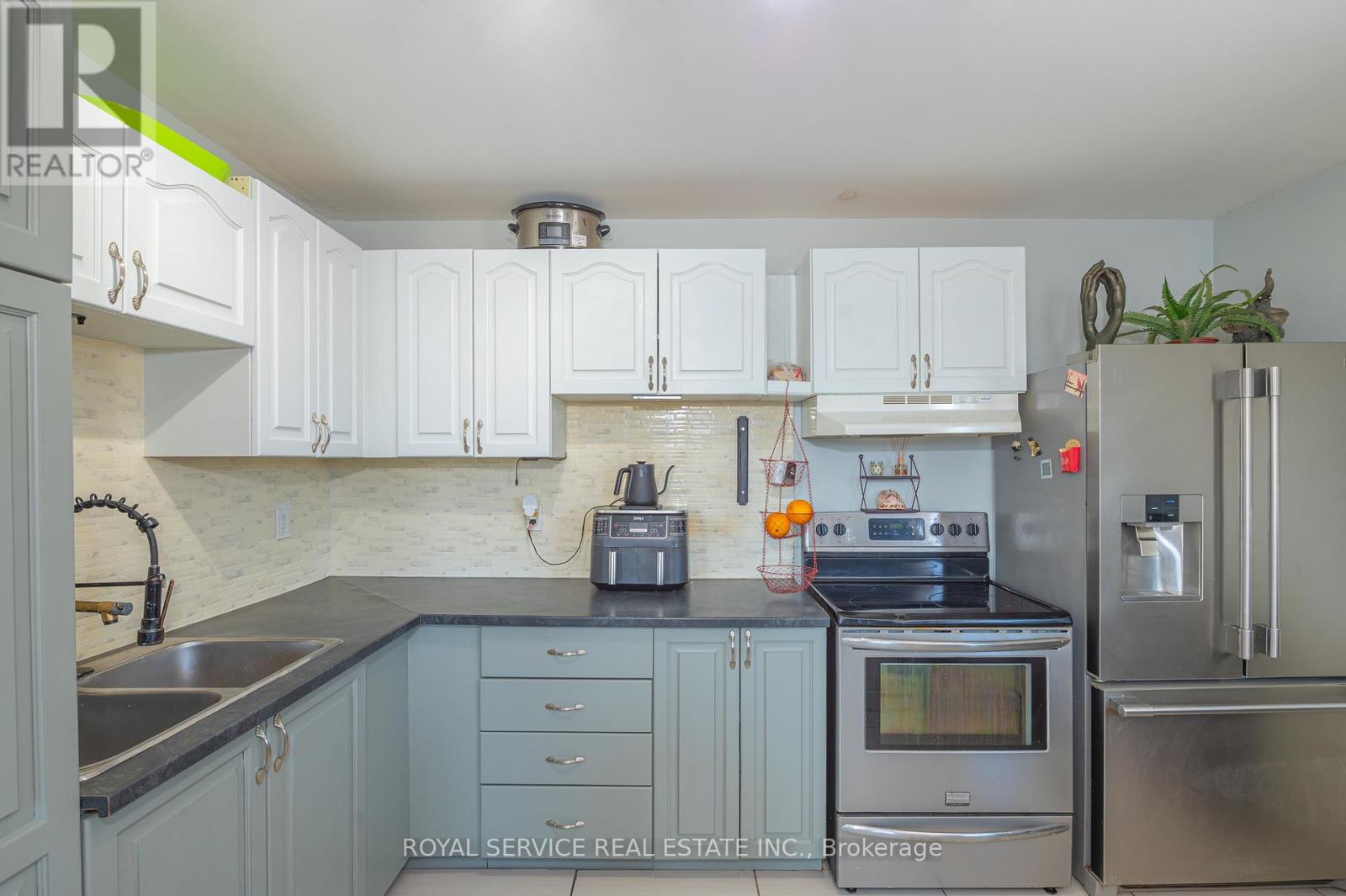 69 Maple Street, Trent Hills (Campbellford), Ontario  K0L 1L0 - Photo 10 - X12847536