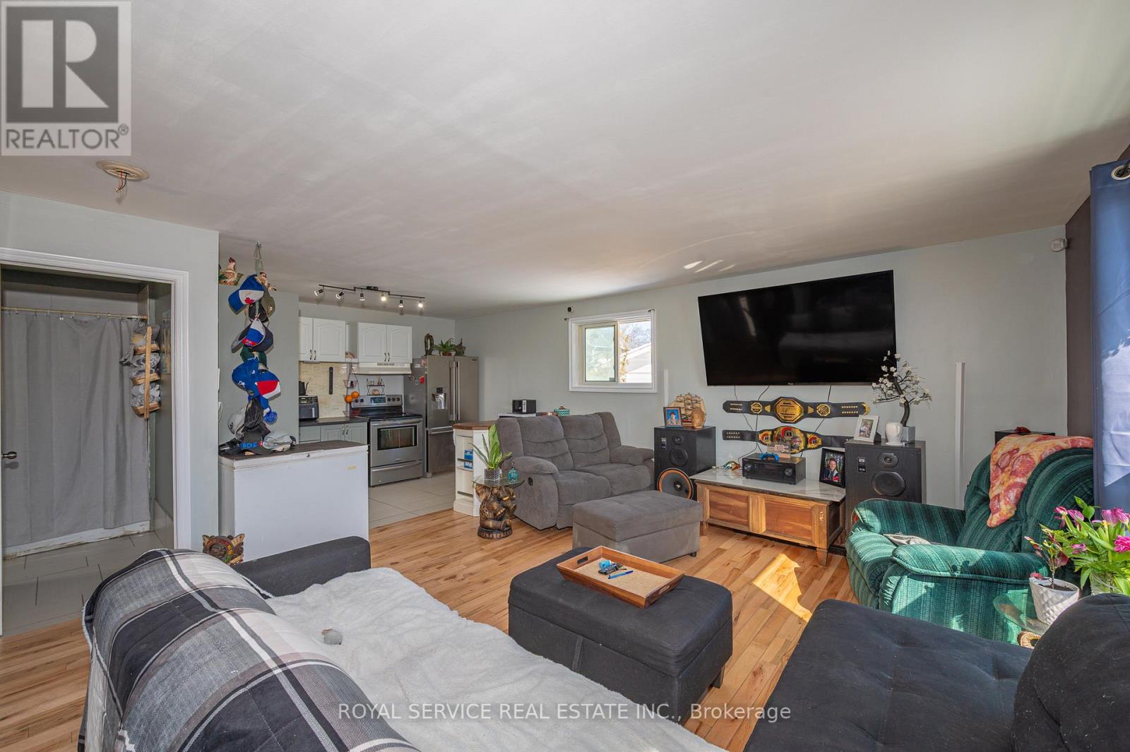 69 Maple Street, Trent Hills (Campbellford), Ontario  K0L 1L0 - Photo 8 - X12847536