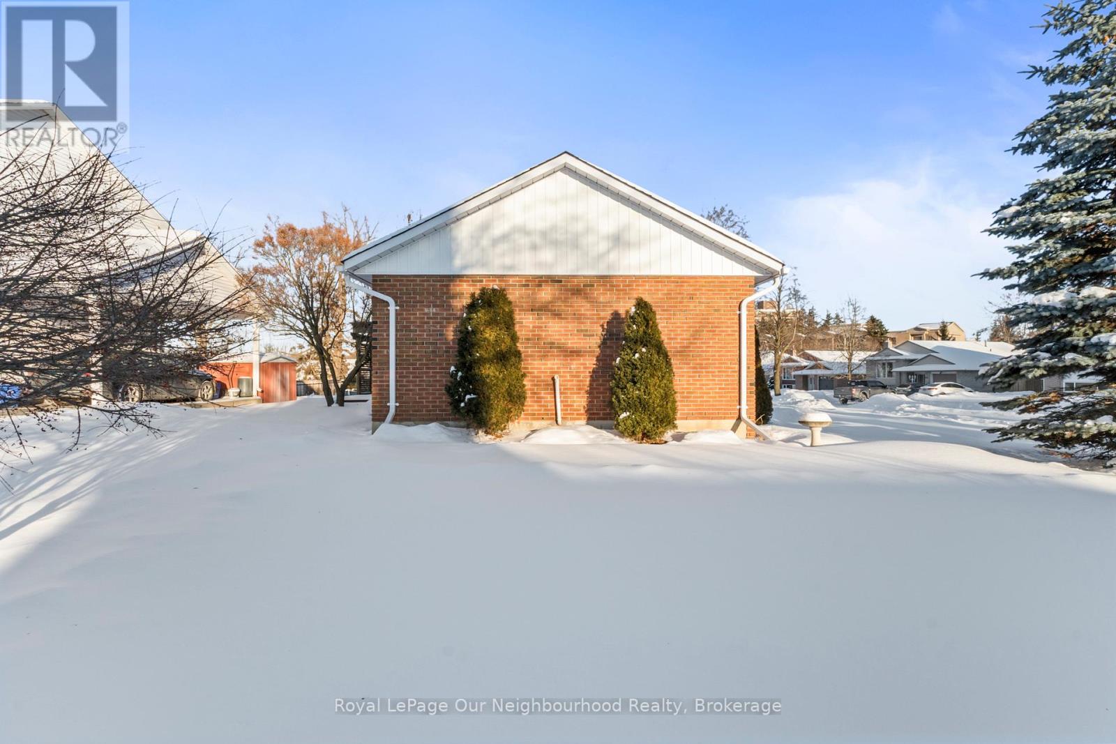 909 Whitefield Drive, Peterborough (Otonabee Ward 1), Ontario  K9J 7W1 - Photo 36 - X12847674