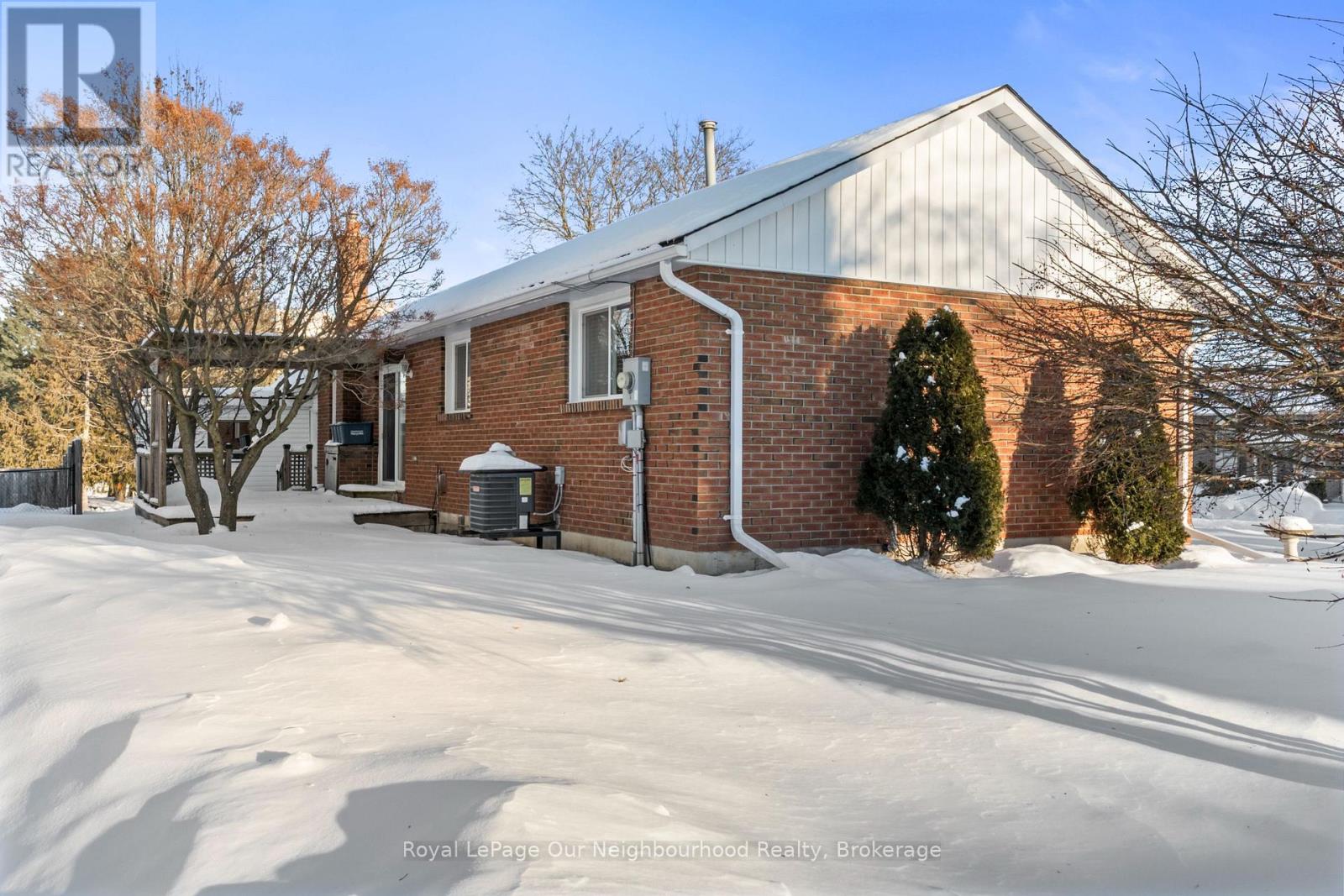 909 Whitefield Drive, Peterborough (Otonabee Ward 1), Ontario  K9J 7W1 - Photo 39 - X12847674