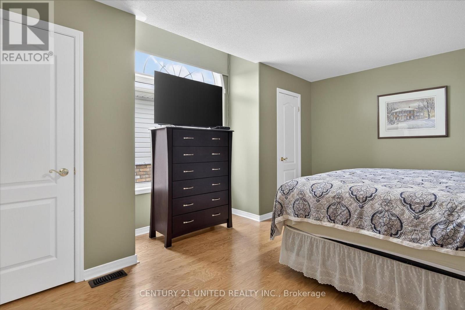 27 - 909 Wentworth Street, Peterborough (Otonabee Ward 1), Ontario  K9J 8R7 - Photo 27 - X12848044