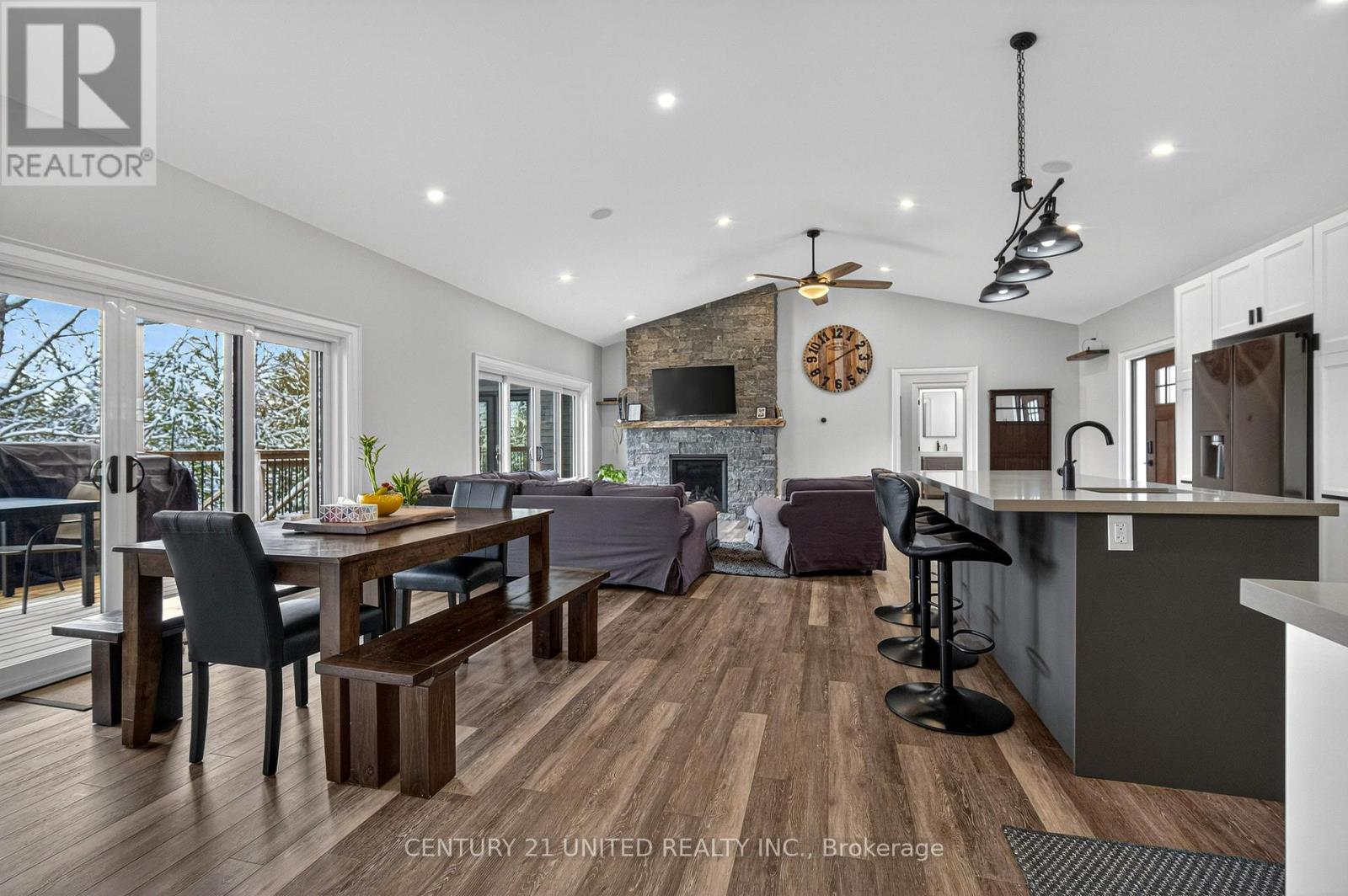 1047 Hinterland Trail, Highlands East (Cardiff Ward), Ontario  K0L 1C0 - Photo 14 - X12848238