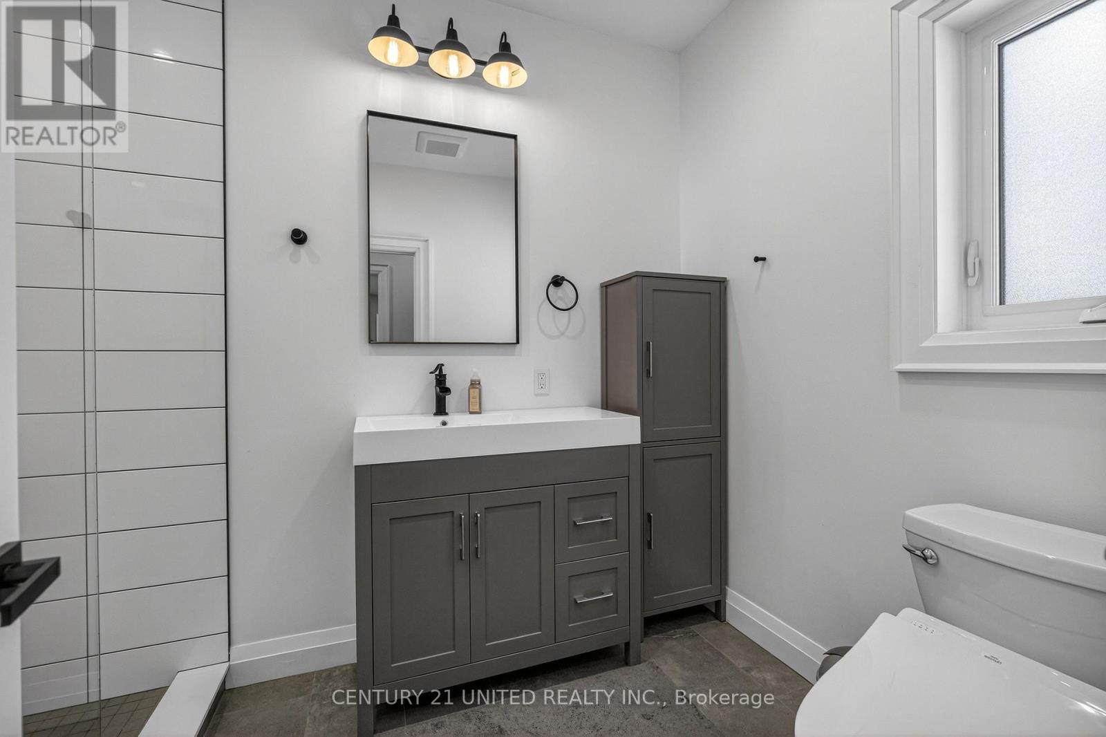 1047 Hinterland Trail, Highlands East (Cardiff Ward), Ontario  K0L 1C0 - Photo 20 - X12848238