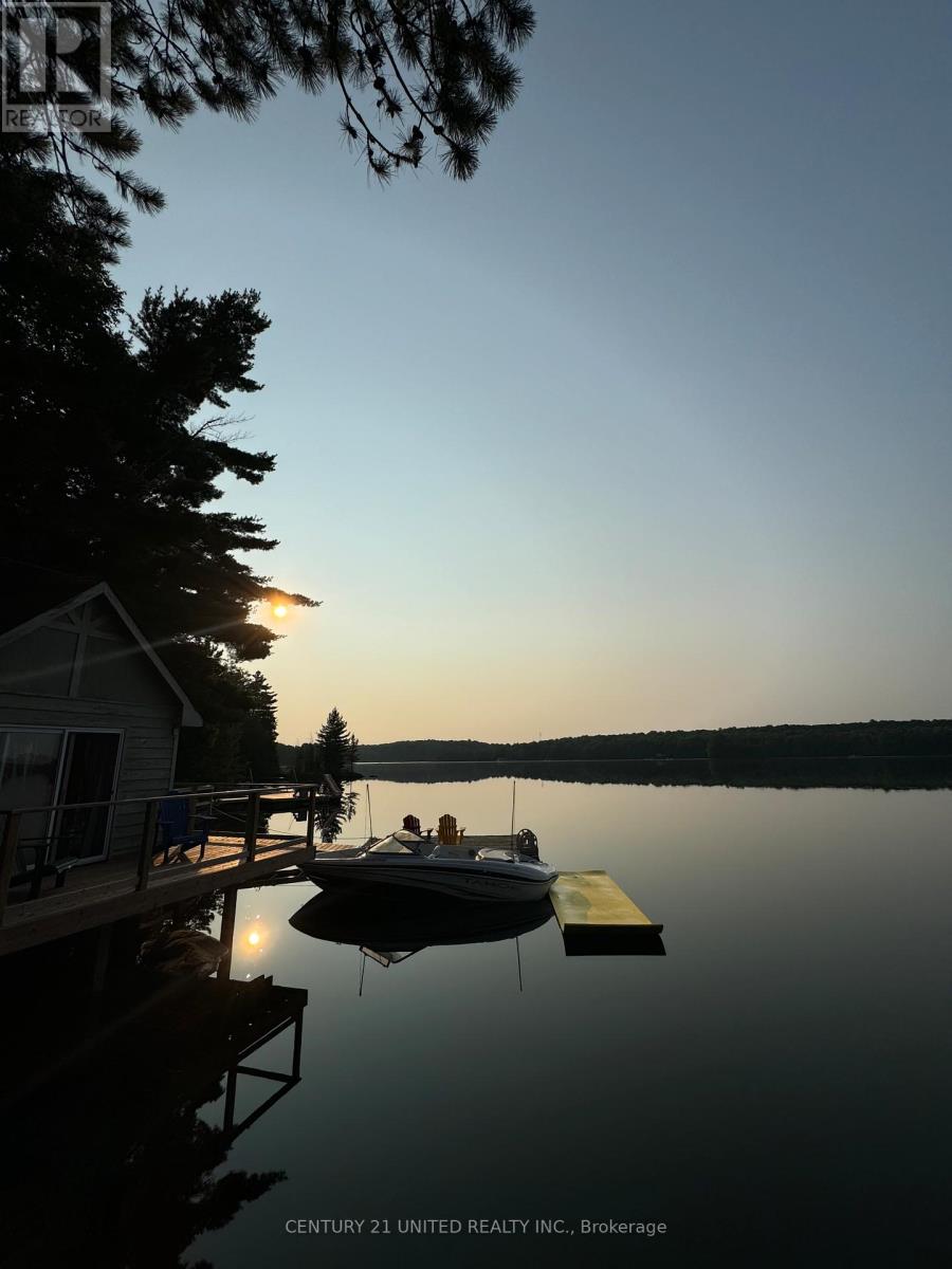 1047 Hinterland Trail, Highlands East (Cardiff Ward), Ontario  K0L 1C0 - Photo 48 - X12848238