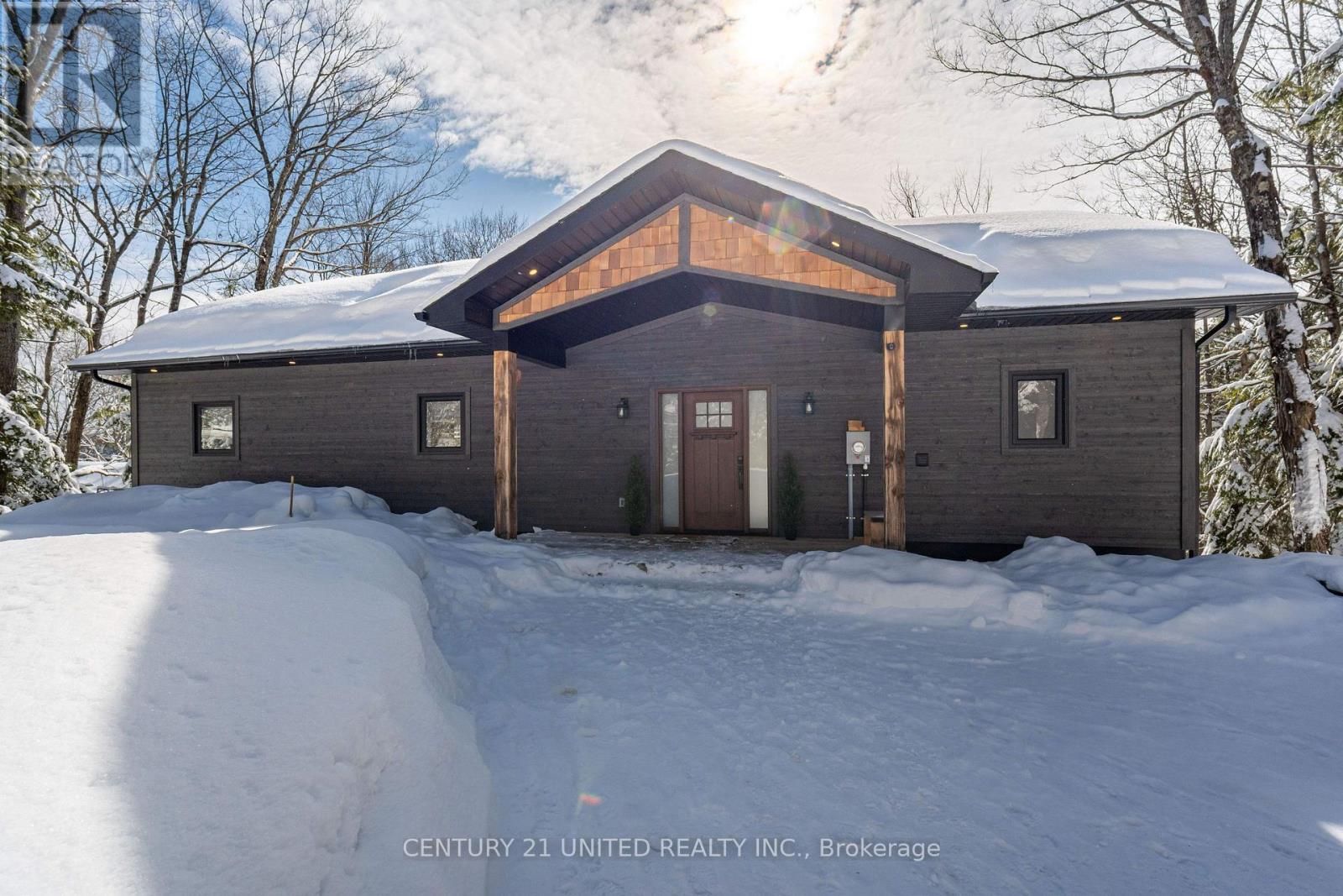 1047 Hinterland Trail, Highlands East (Cardiff Ward), Ontario  K0L 1C0 - Photo 5 - X12848238