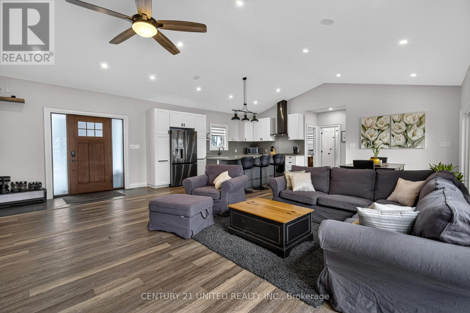 1047 Hinterland Trail, Highlands East (Cardiff Ward), Ontario  K0L 1C0 - Photo 7 - X12848238