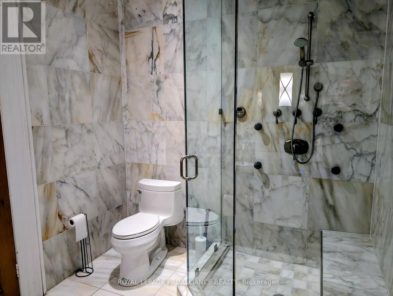 199 Dalhousie Street, Peterborough (Town Ward 3), Ontario  K9J 2M1 - Photo 18 - X12848666