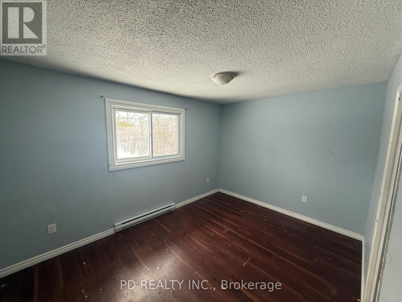 81 Ojibway Drive N, Trent Lakes, Ontario  K0L 1J0 - Photo 13 - X12848858