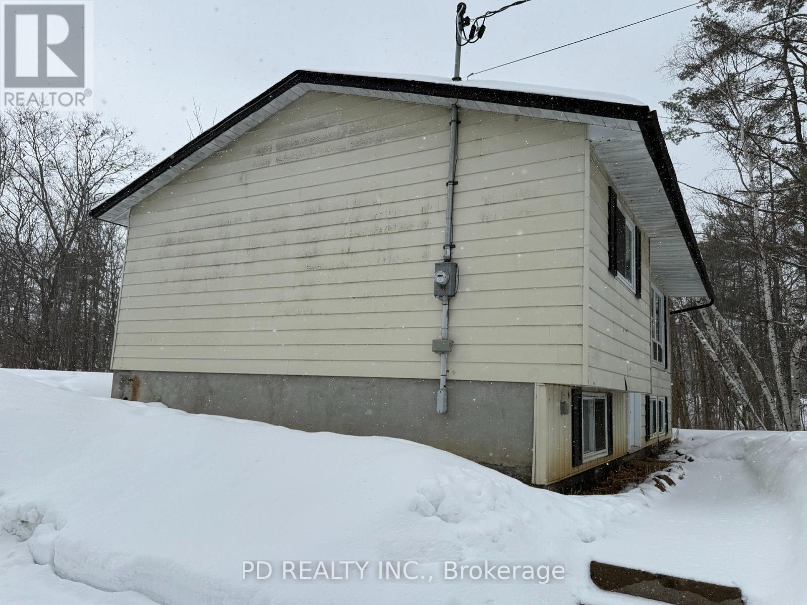81 Ojibway Drive N, Trent Lakes, Ontario  K0L 1J0 - Photo 2 - X12848858
