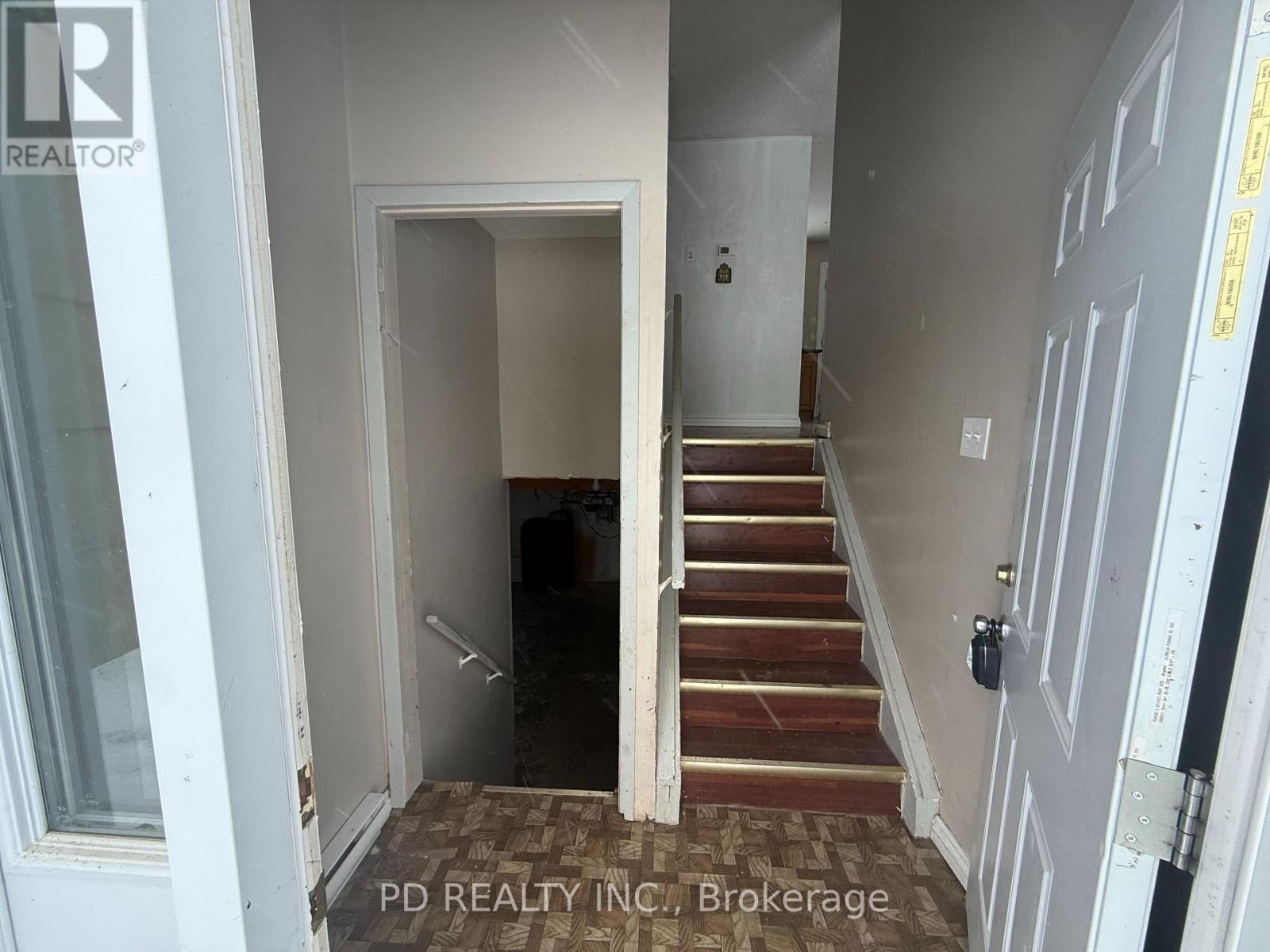 81 Ojibway Drive N, Trent Lakes, Ontario  K0L 1J0 - Photo 5 - X12848858