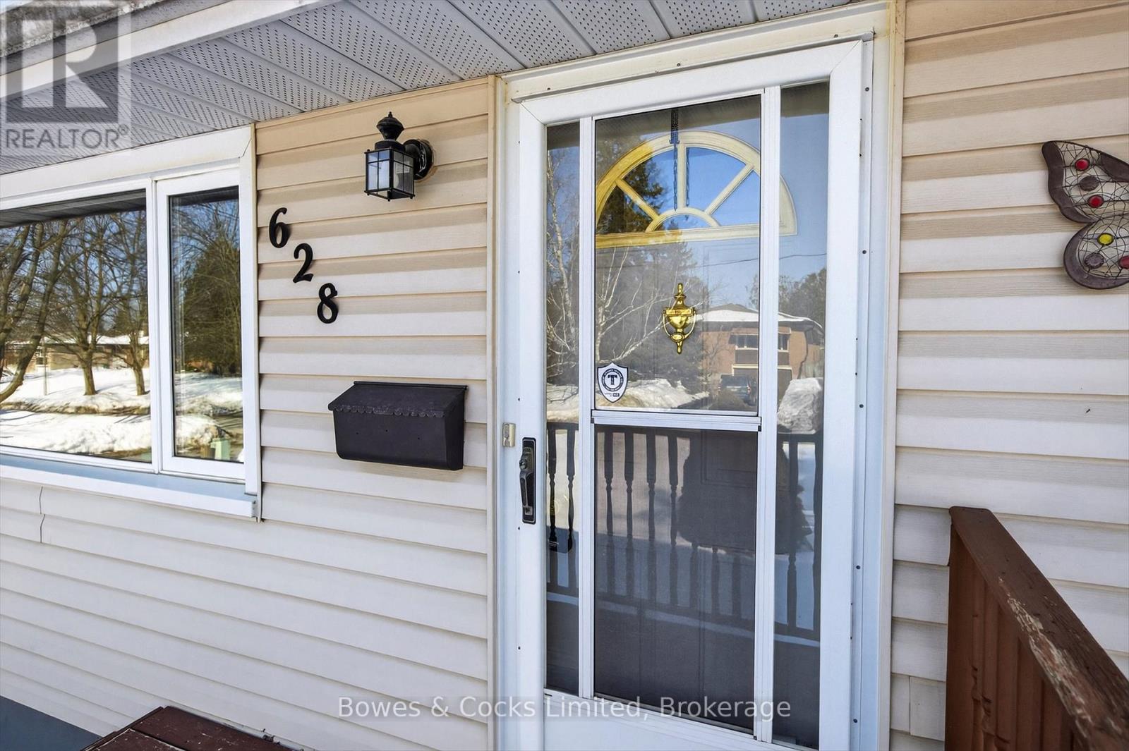 628 Corrigan Crescent, Peterborough (Ashburnham Ward 4), Ontario  K9J 7N8 - Photo 4 - X12849424