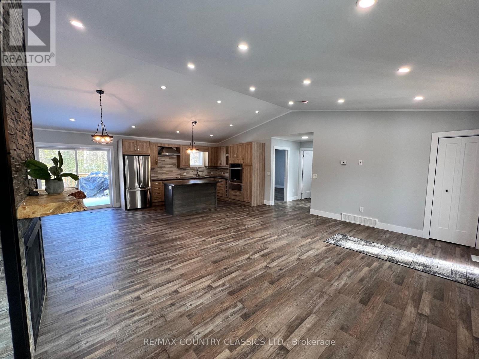 25350a Highway 62 S, Bancroft (Dungannon Ward), Ontario  K0L 1C0 - Photo 8 - X12849460