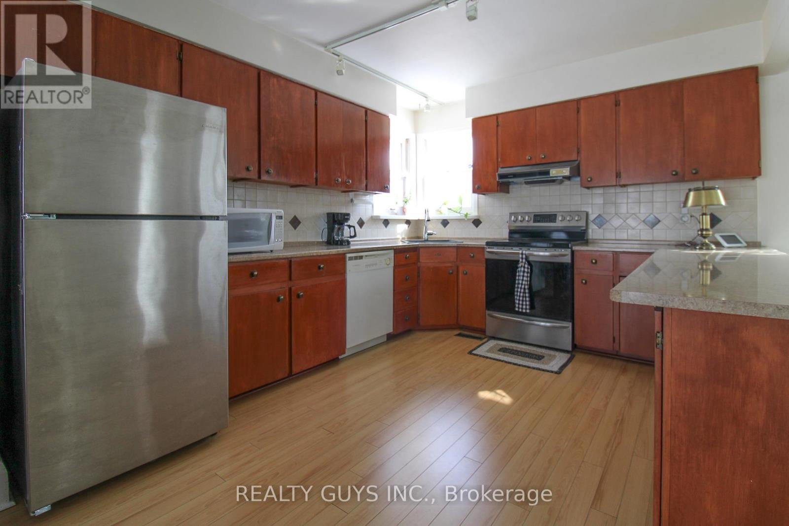 1 Wellington Street E, Kawartha Lakes (Omemee), Ontario  K0L 2W0 - Photo 22 - X12849542