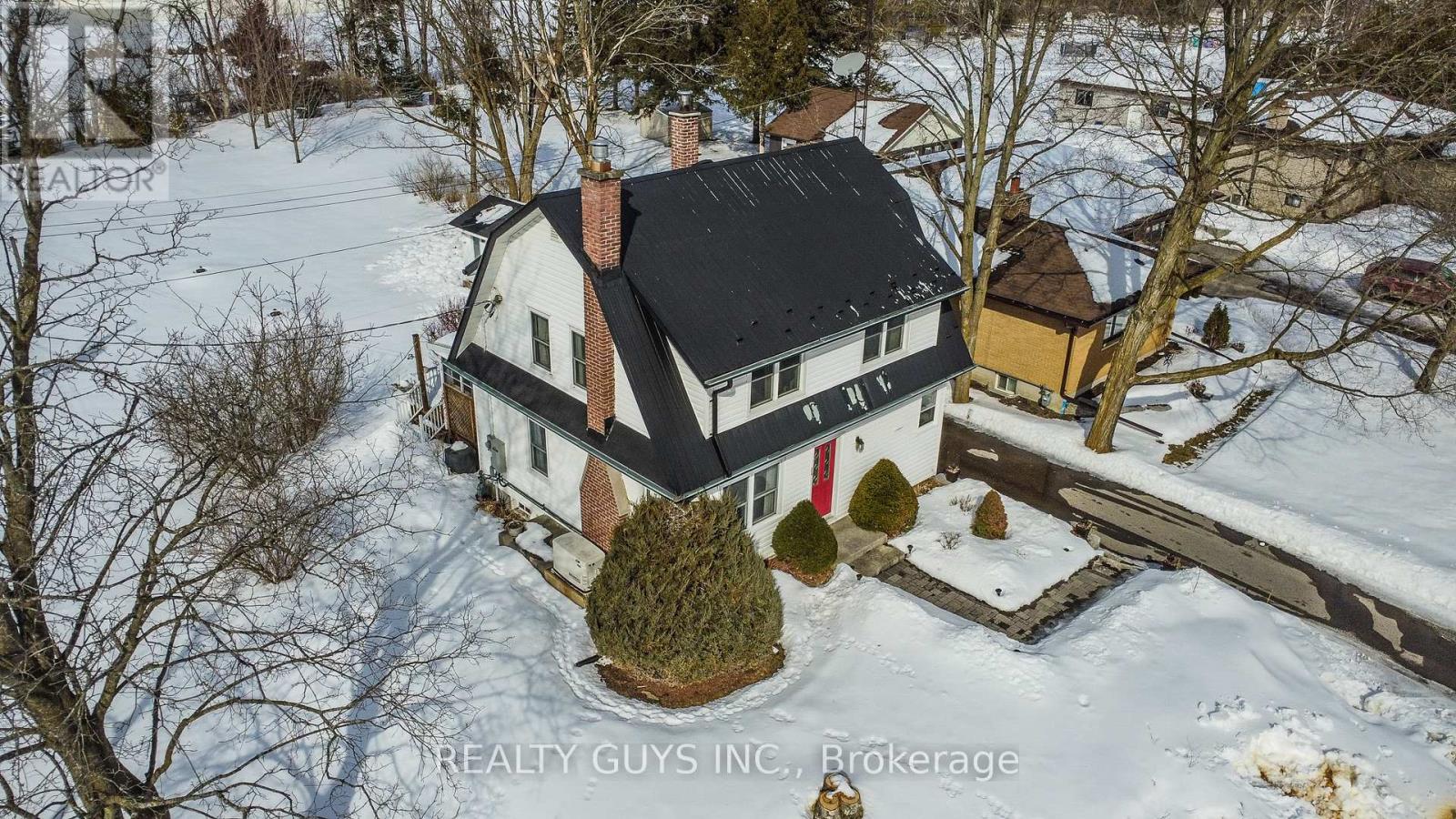 1 Wellington Street E, Kawartha Lakes (Omemee), Ontario  K0L 2W0 - Photo 3 - X12849542