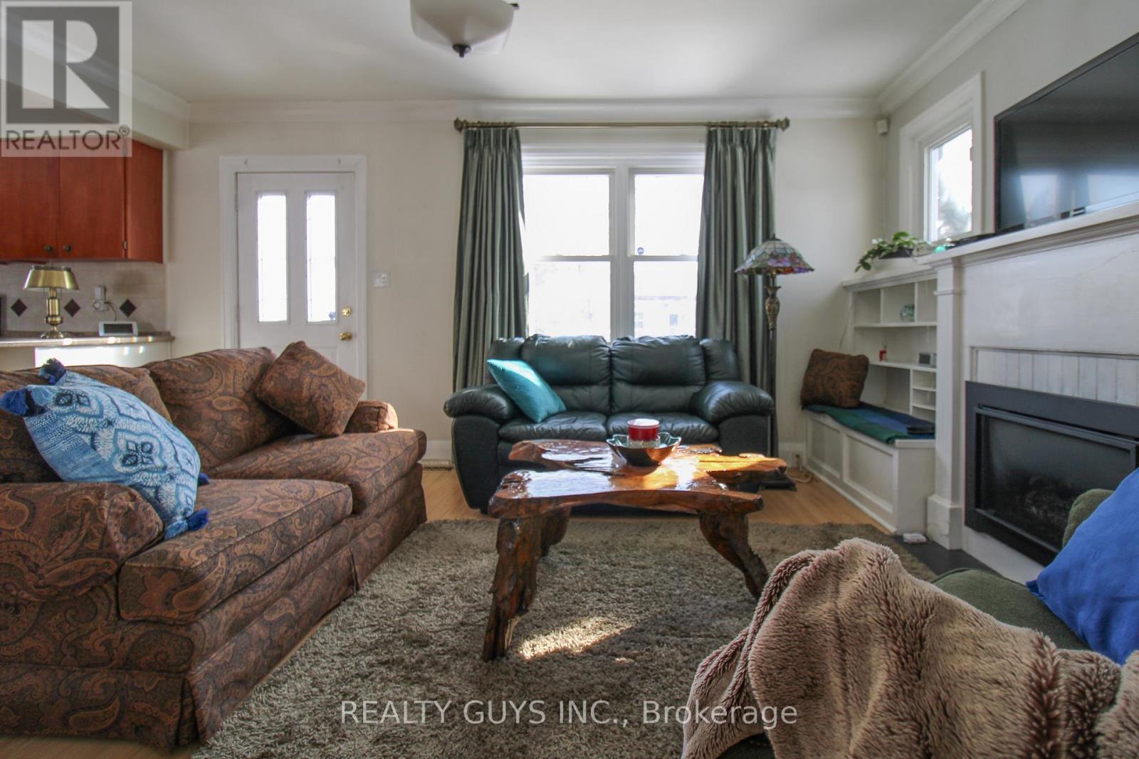 1 Wellington Street E, Kawartha Lakes (Omemee), Ontario  K0L 2W0 - Photo 32 - X12849542