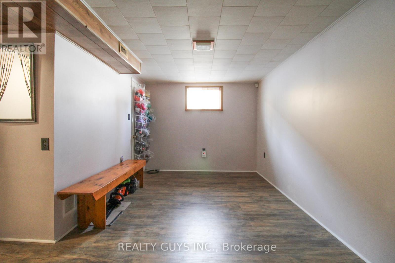 1 Wellington Street E, Kawartha Lakes (Omemee), Ontario  K0L 2W0 - Photo 44 - X12849542