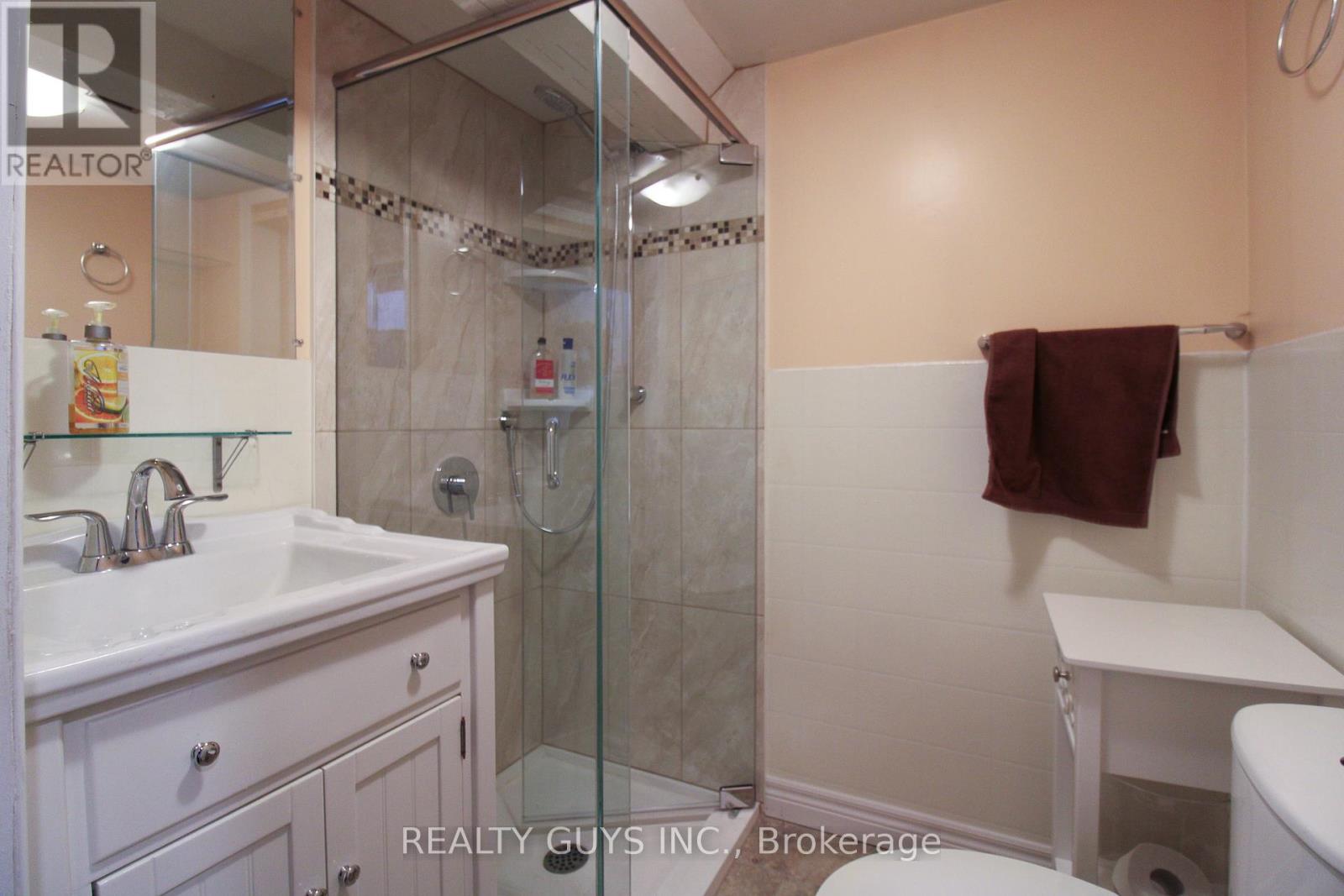 1 Wellington Street E, Kawartha Lakes (Omemee), Ontario  K0L 2W0 - Photo 46 - X12849542