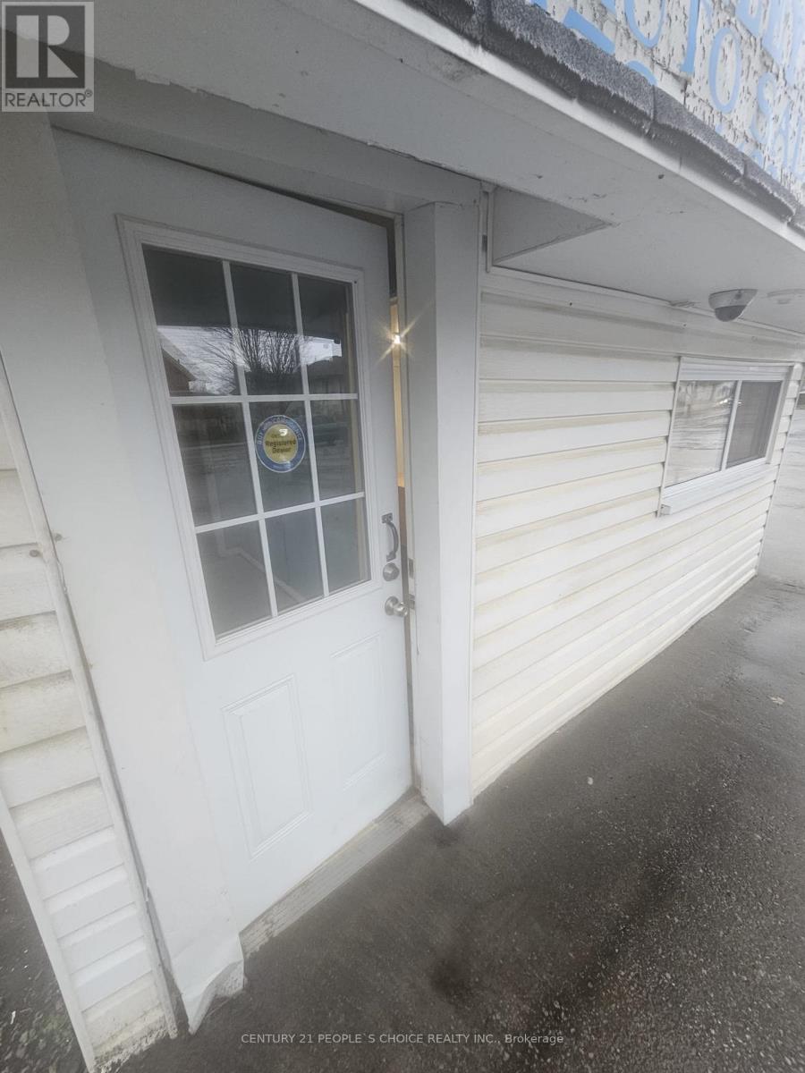 71 Queen St & 70 King Street, Kawartha Lakes (Lindsay), Ontario  K9V 1G5 - Photo 2 - X12850092