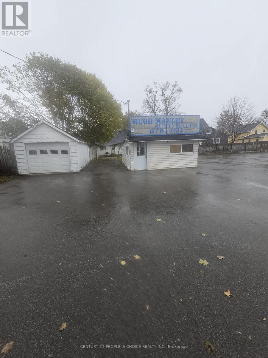 71 Queen St & 70 King Street, Kawartha Lakes (Lindsay), Ontario  K9V 1G5 - Photo 3 - X12850092