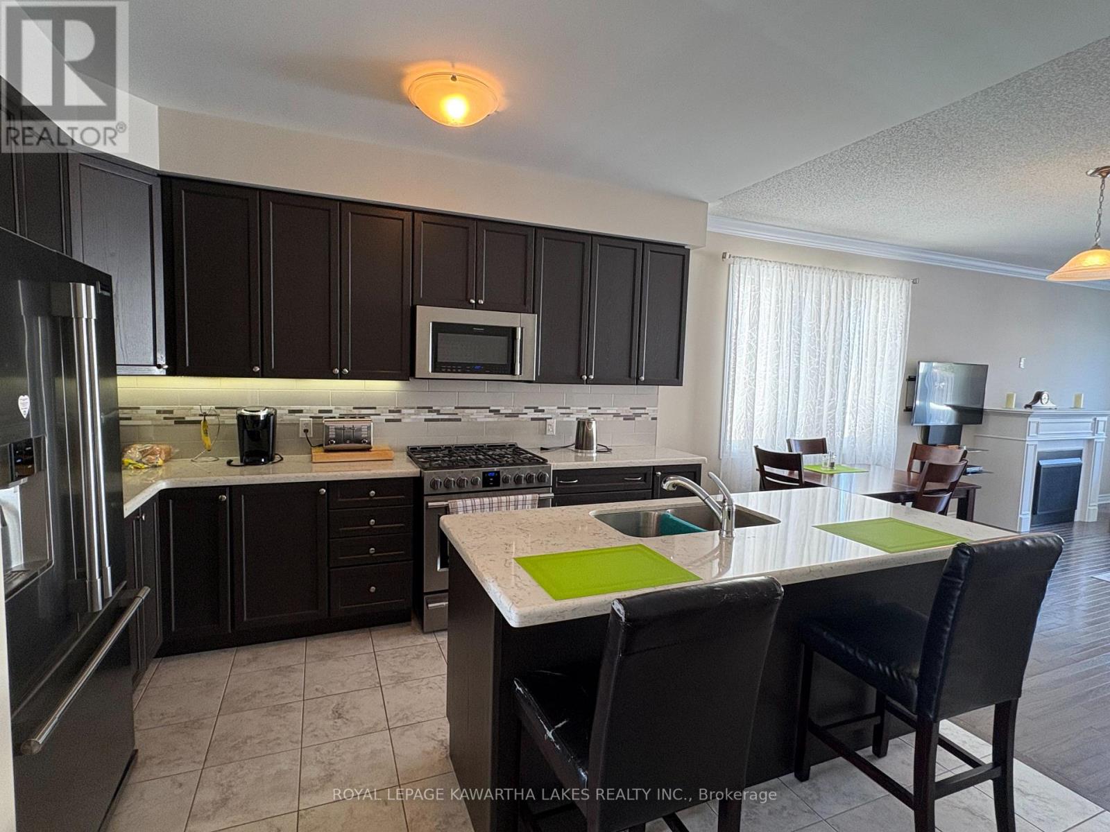 4 Maguire Street, Kawartha Lakes (Lindsay), Ontario  K9V 0L4 - Photo 16 - X12850514