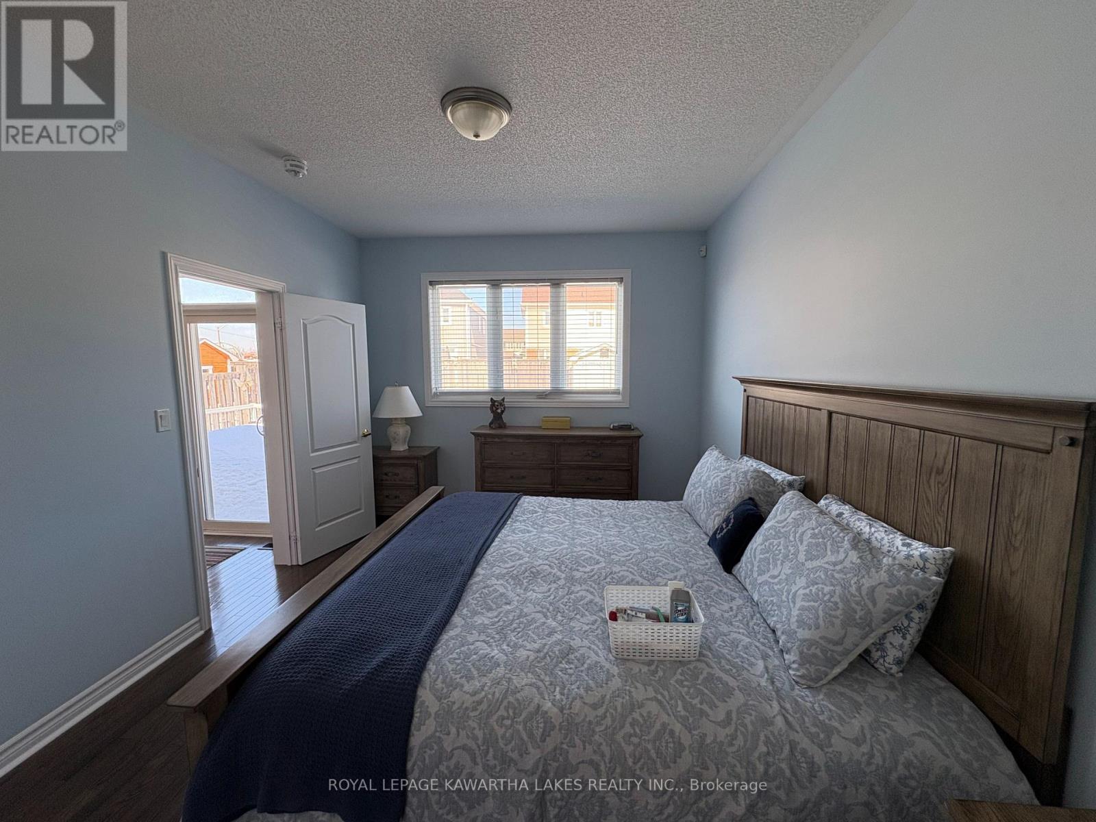 4 Maguire Street, Kawartha Lakes (Lindsay), Ontario  K9V 0L4 - Photo 23 - X12850514