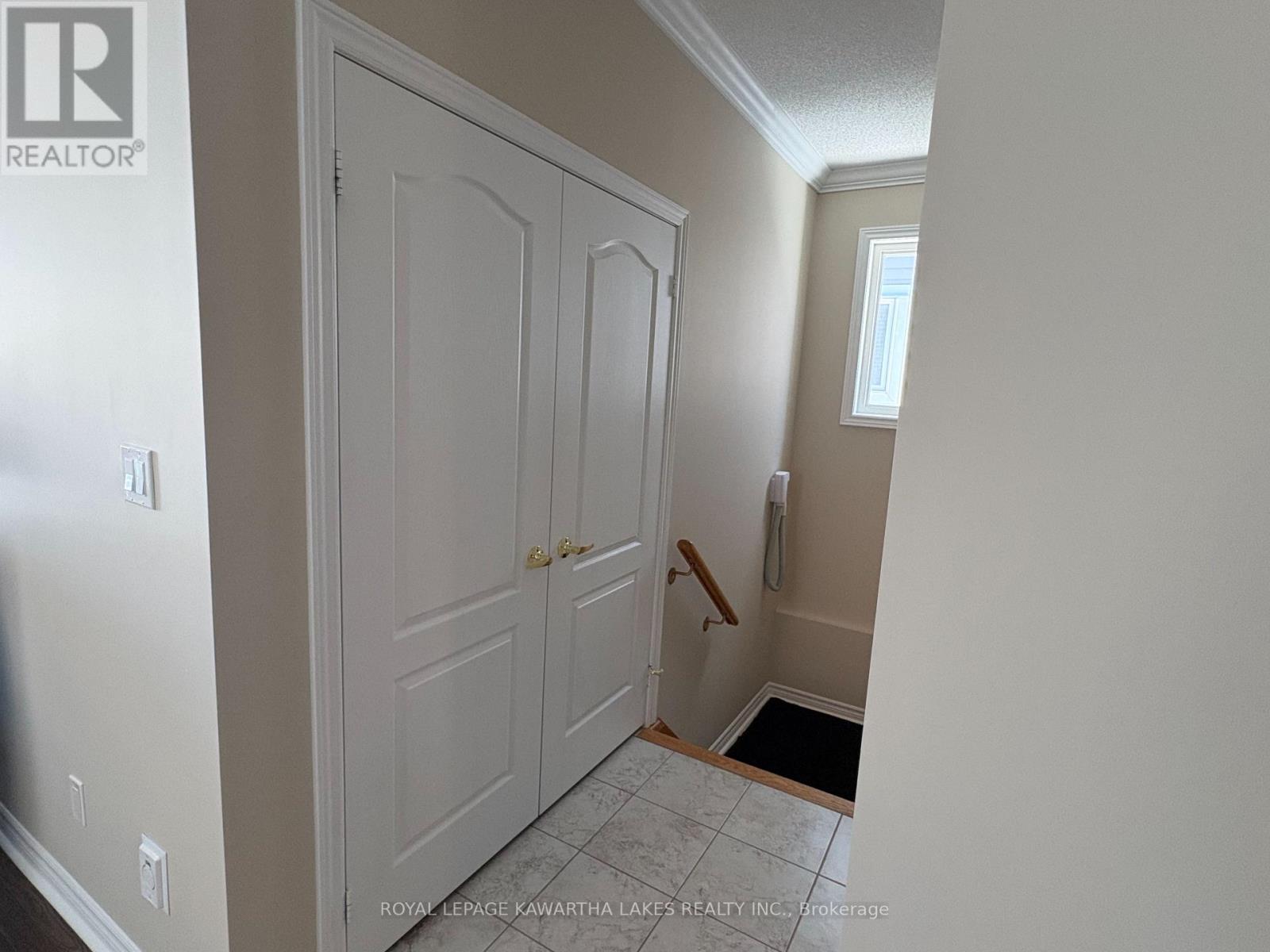 4 Maguire Street, Kawartha Lakes (Lindsay), Ontario  K9V 0L4 - Photo 27 - X12850514