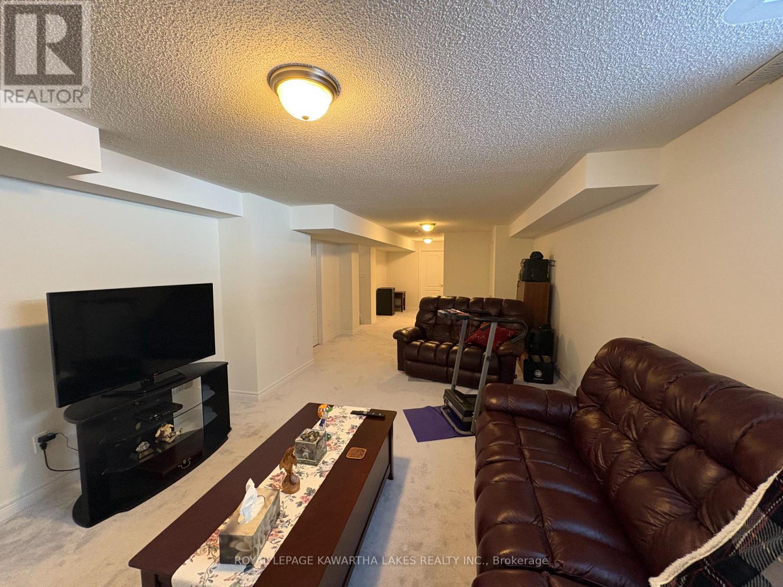 4 Maguire Street, Kawartha Lakes (Lindsay), Ontario  K9V 0L4 - Photo 30 - X12850514