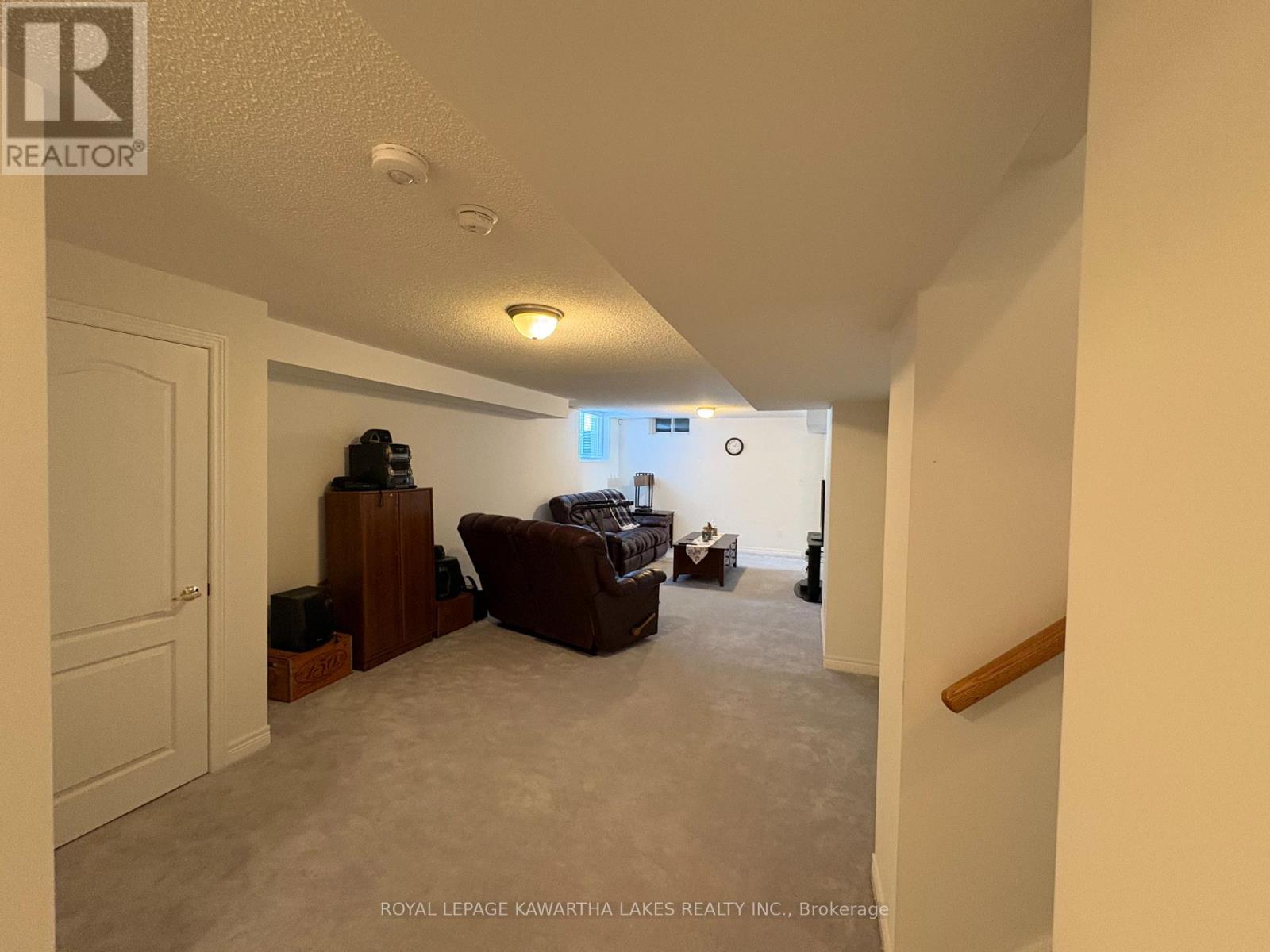 4 Maguire Street, Kawartha Lakes (Lindsay), Ontario  K9V 0L4 - Photo 32 - X12850514