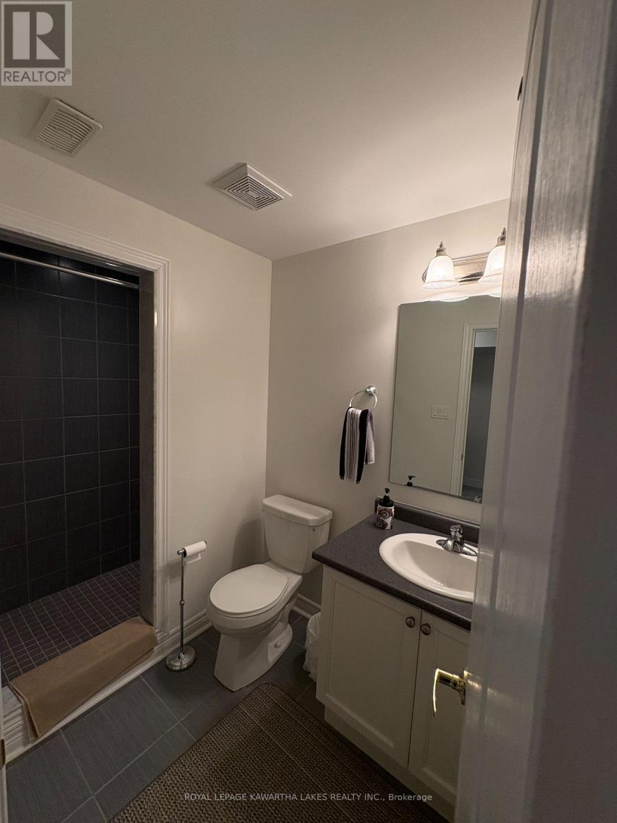 4 Maguire Street, Kawartha Lakes (Lindsay), Ontario  K9V 0L4 - Photo 34 - X12850514