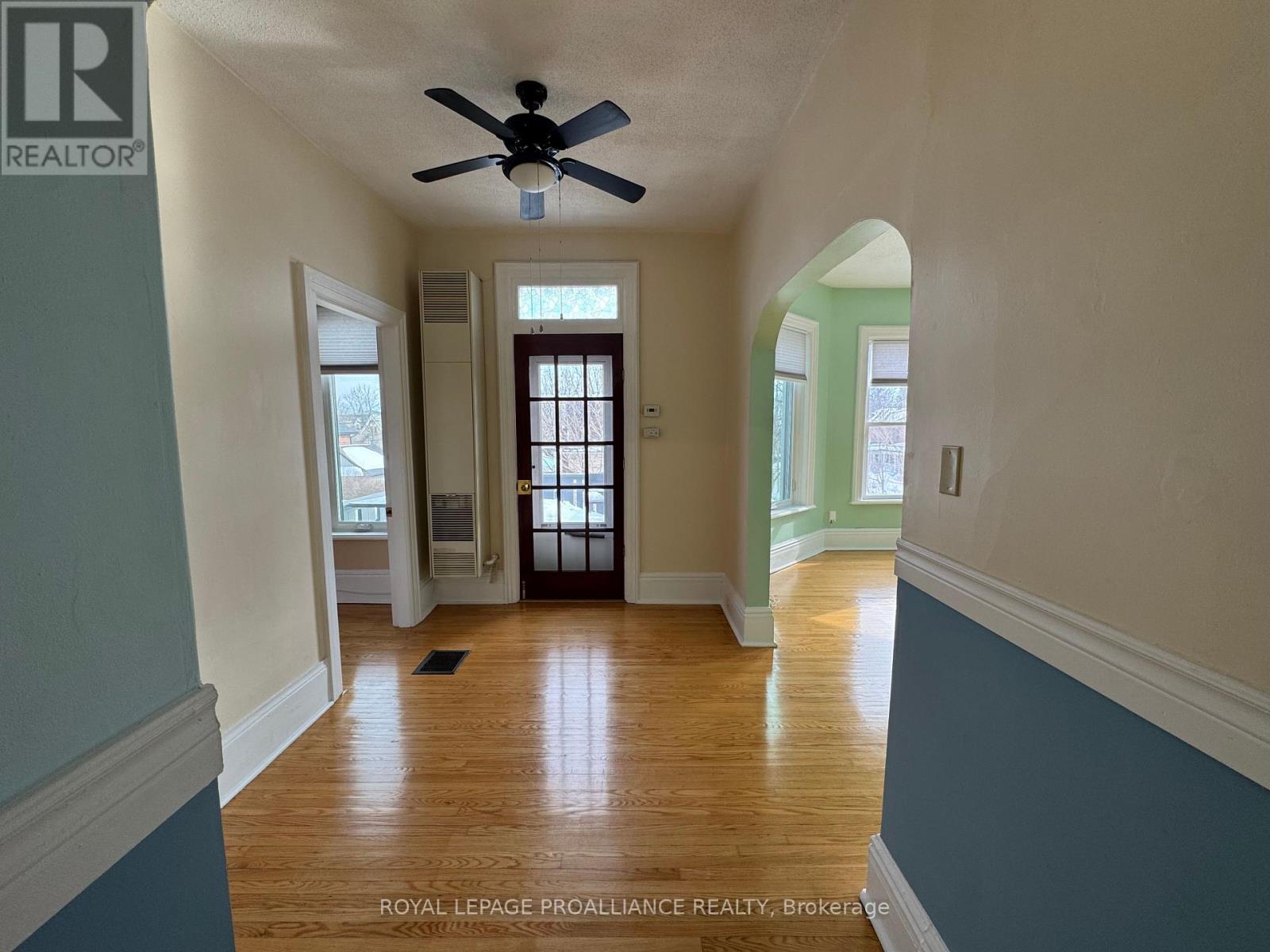 36 Sussex Street N, Kawartha Lakes (Lindsay), Ontario  K9V 3N7 - Photo 13 - X12850542