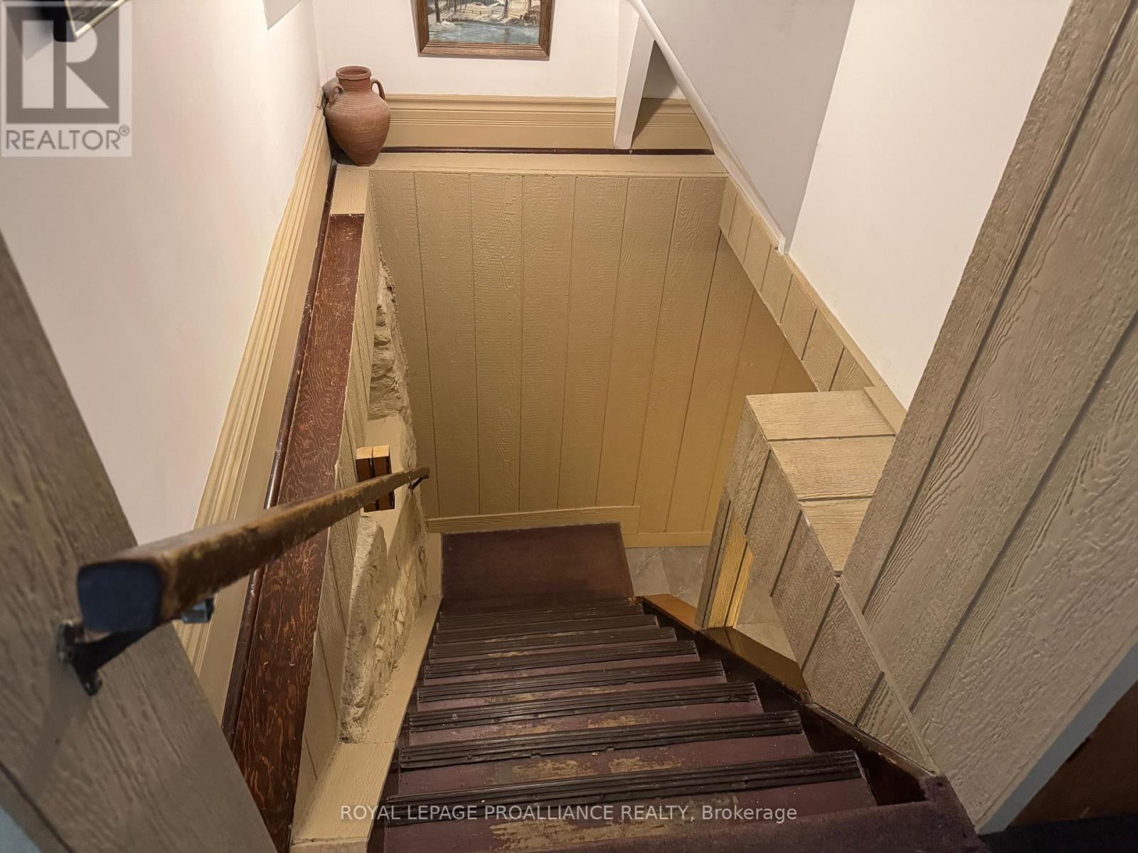 36 Sussex Street N, Kawartha Lakes (Lindsay), Ontario  K9V 3N7 - Photo 28 - X12850542