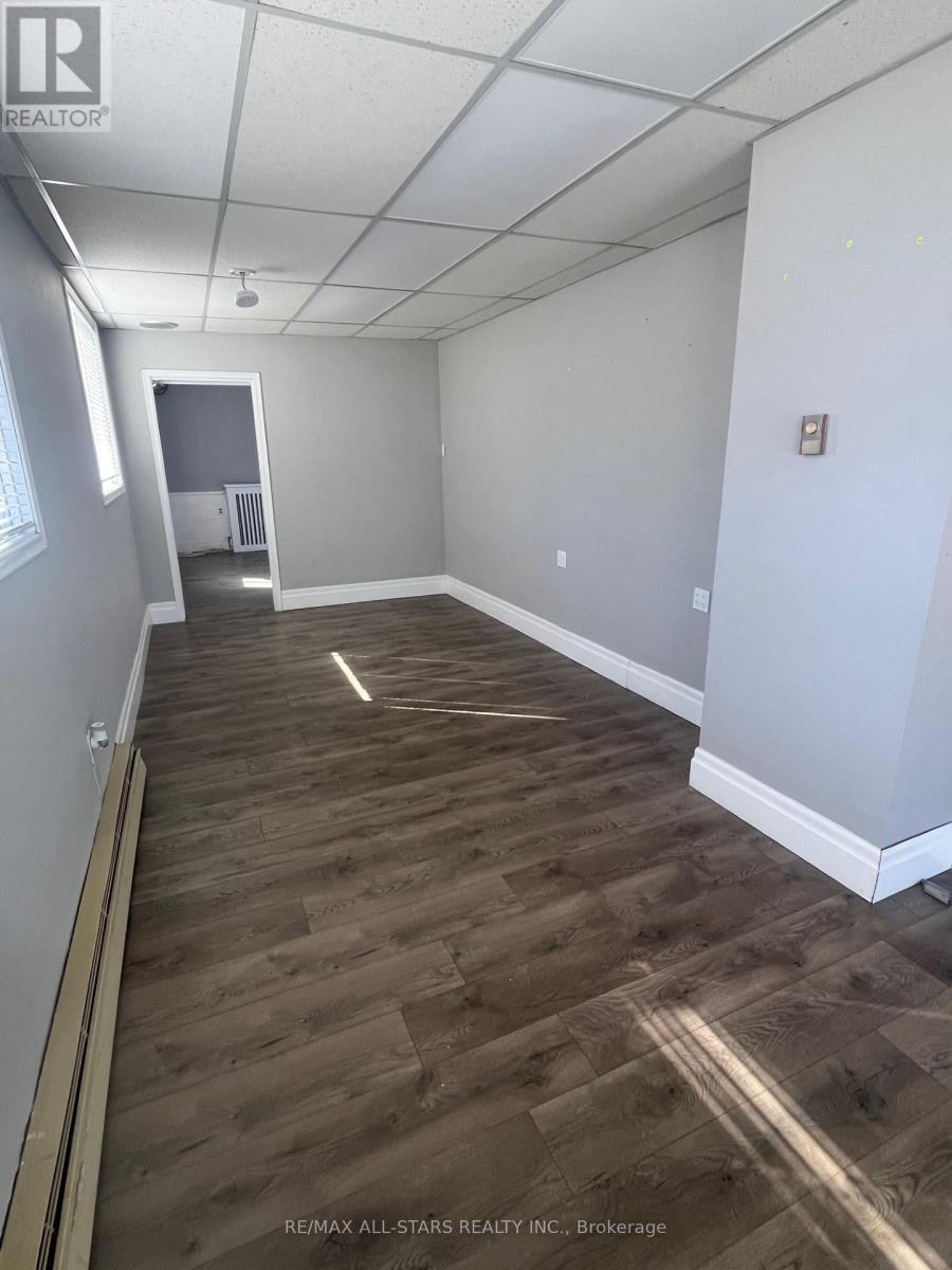 Unit 1 - 57 William Street N, Kawartha Lakes (Lindsay), Ontario  K9V 4A3 - Photo 7 - X12850598