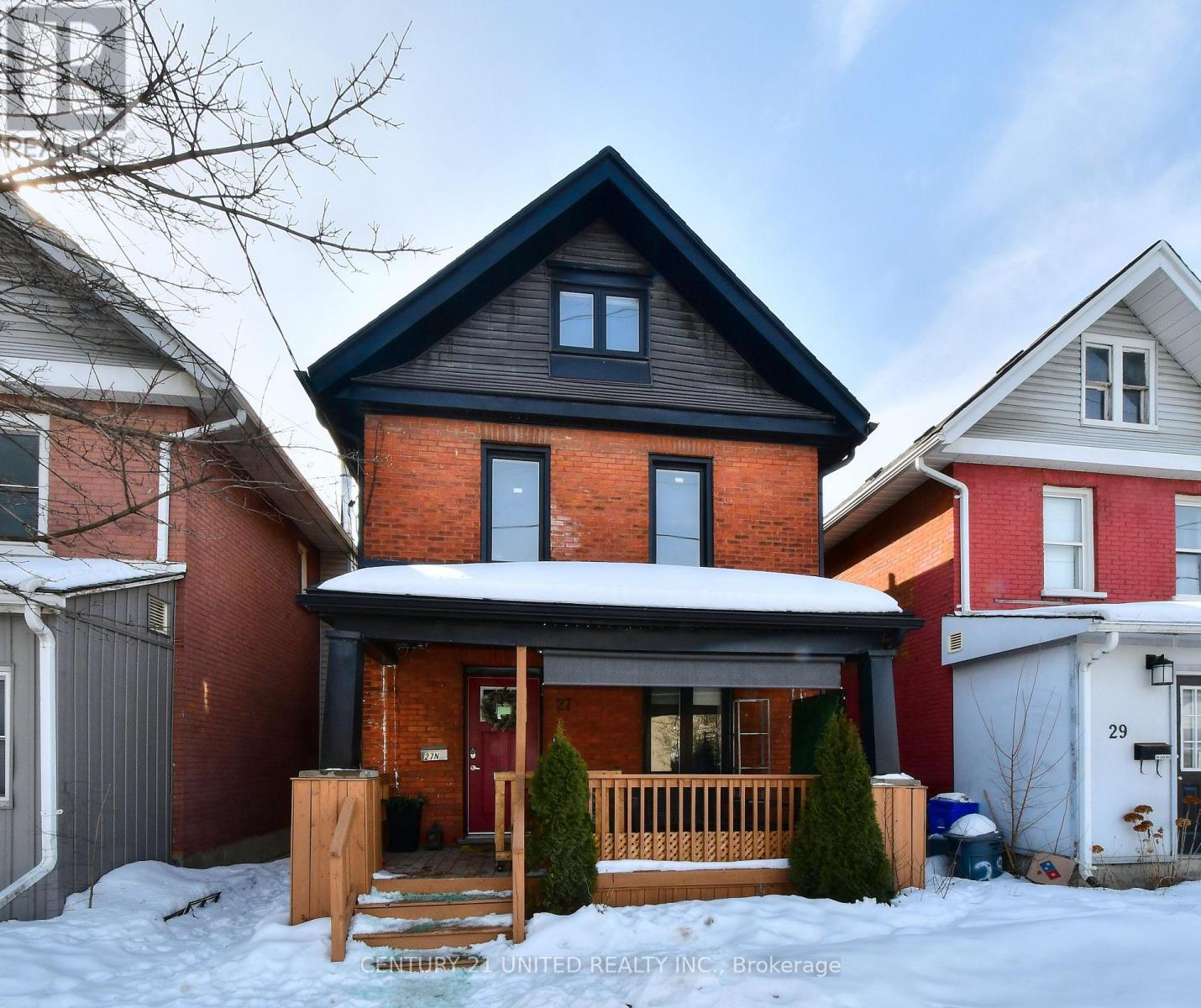 27 Park Street N, Peterborough (Town Ward 3), Ontario  K9J 3V3 - Photo 2 - X12851172