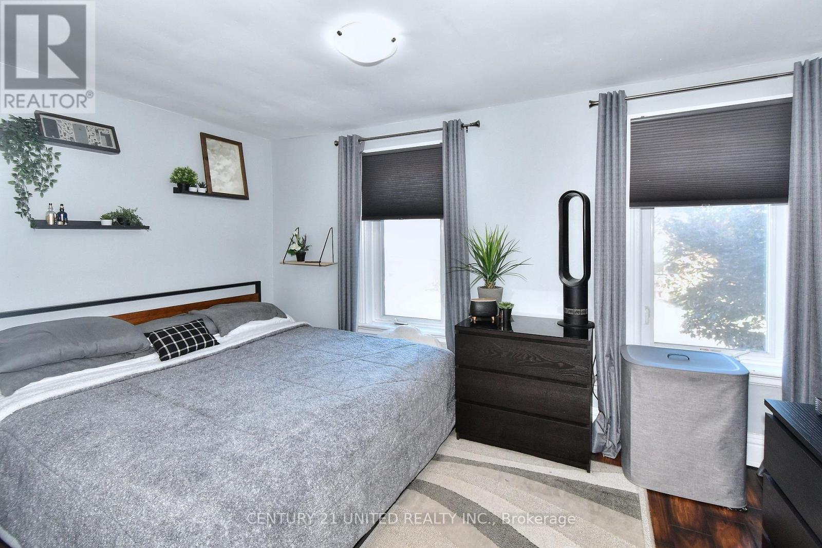 27 Park Street N, Peterborough (Town Ward 3), Ontario  K9J 3V3 - Photo 23 - X12851172