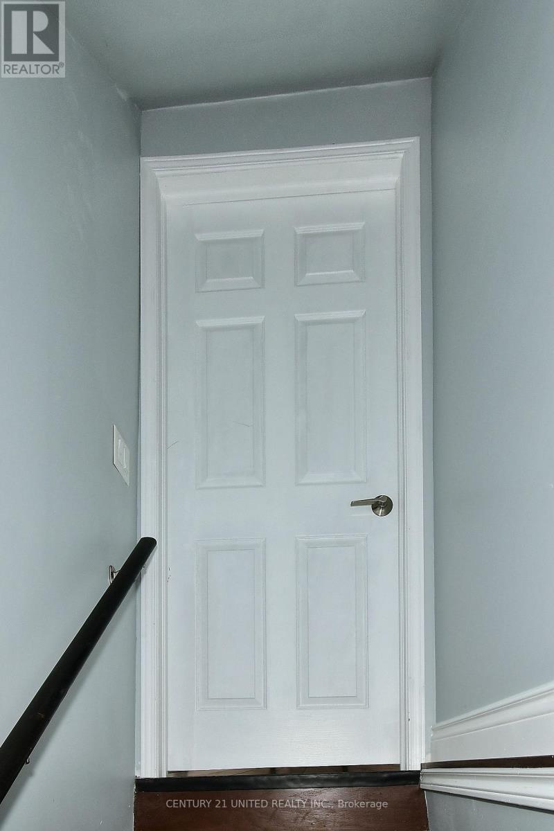 27 Park Street N, Peterborough (Town Ward 3), Ontario  K9J 3V3 - Photo 30 - X12851172