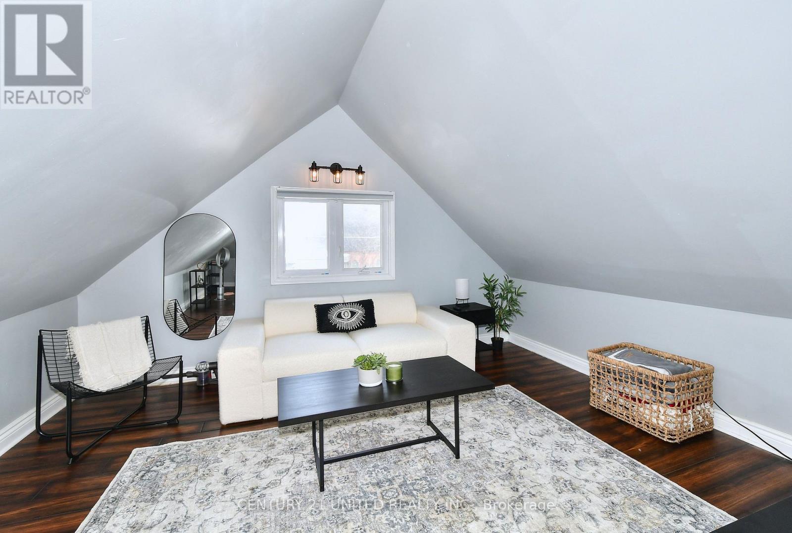 27 Park Street N, Peterborough (Town Ward 3), Ontario  K9J 3V3 - Photo 31 - X12851172