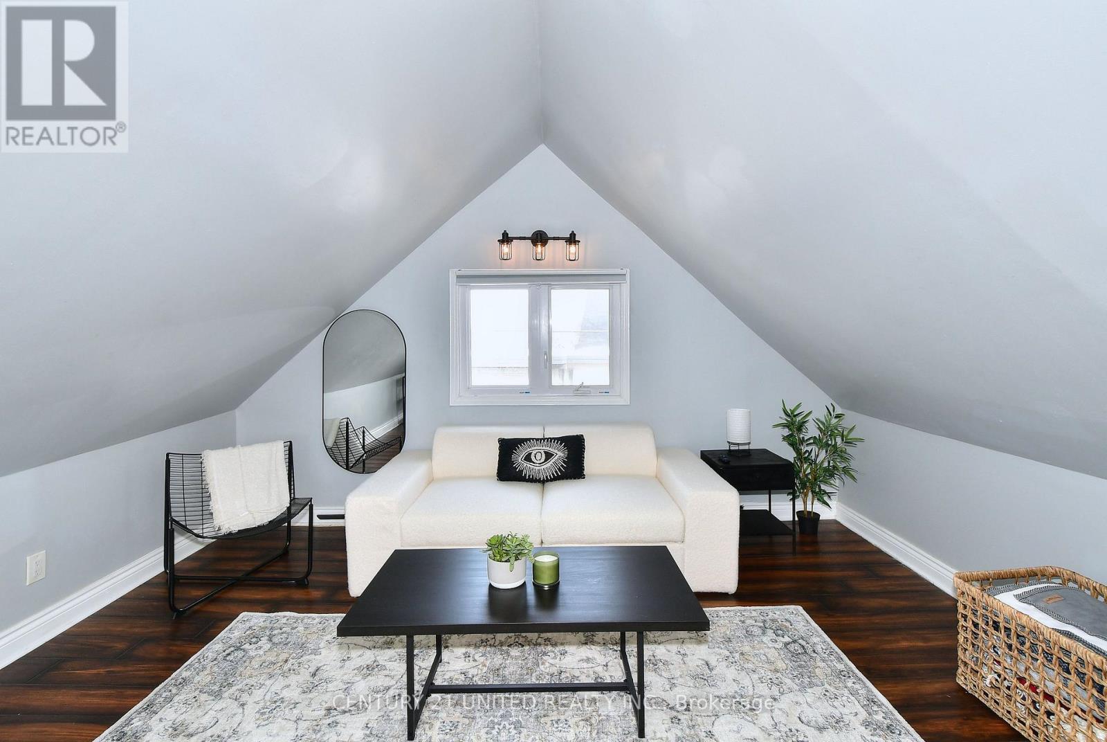 27 Park Street N, Peterborough (Town Ward 3), Ontario  K9J 3V3 - Photo 32 - X12851172