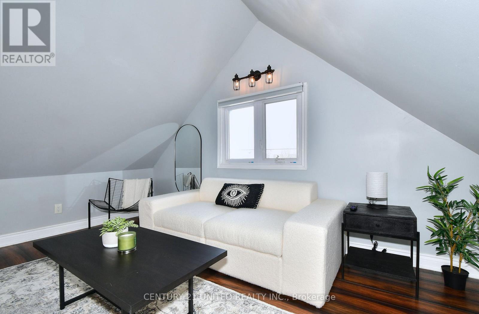 27 Park Street N, Peterborough (Town Ward 3), Ontario  K9J 3V3 - Photo 33 - X12851172