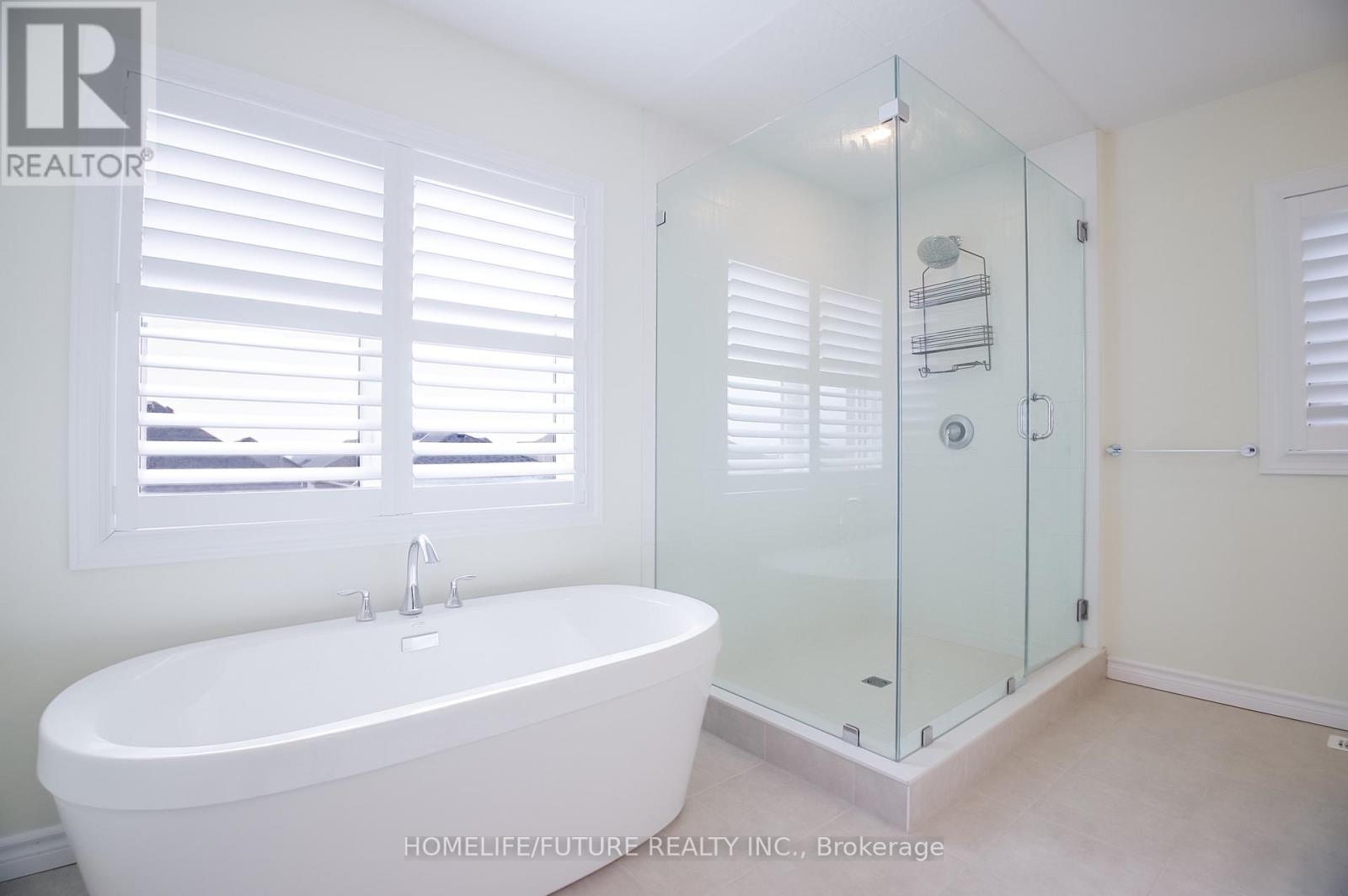225 O'neil Street, Peterborough (Monaghan Ward 2), Ontario  K9K 0H5 - Photo 27 - X12851404