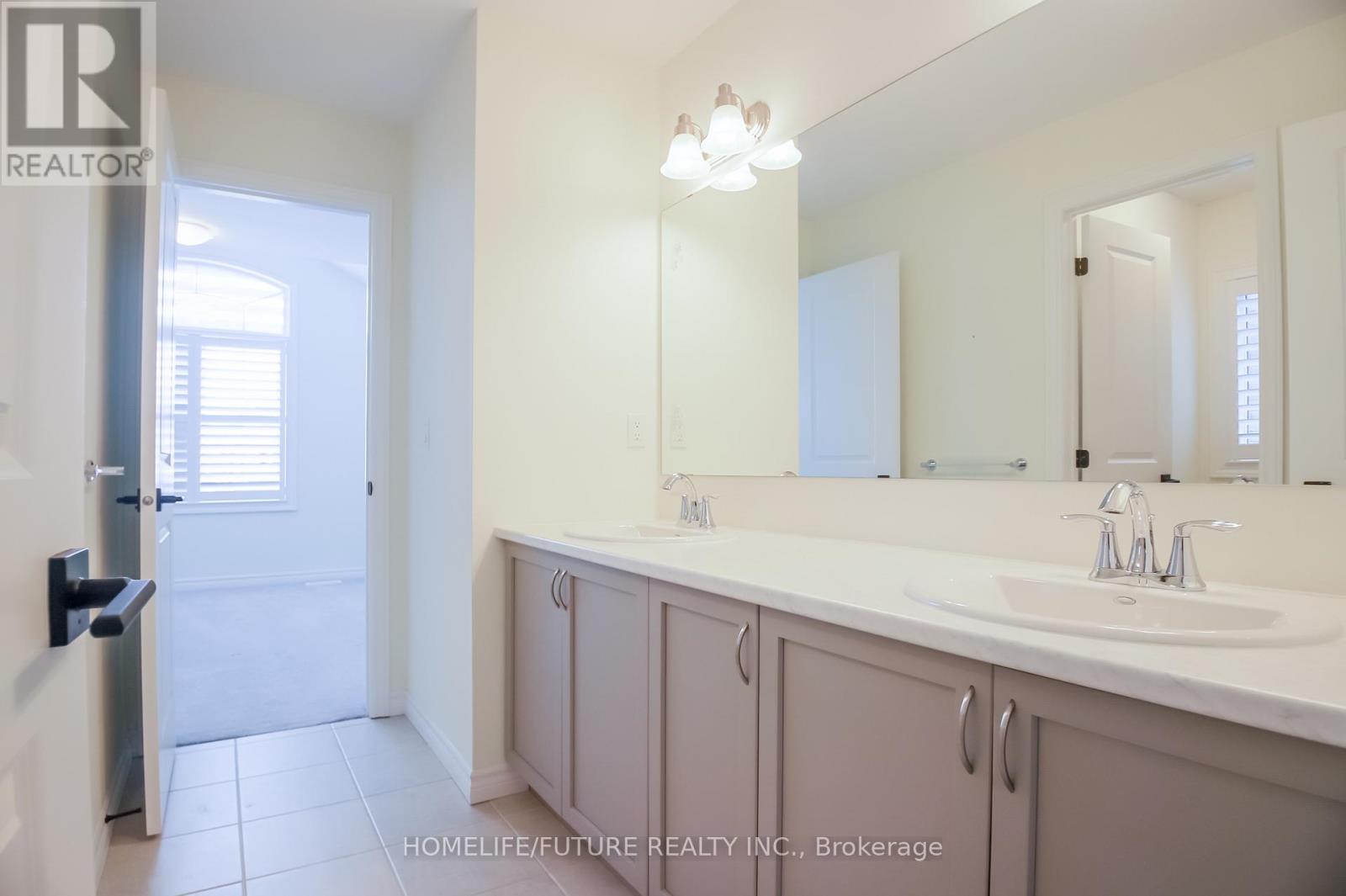 225 O'neil Street, Peterborough (Monaghan Ward 2), Ontario  K9K 0H5 - Photo 31 - X12851404