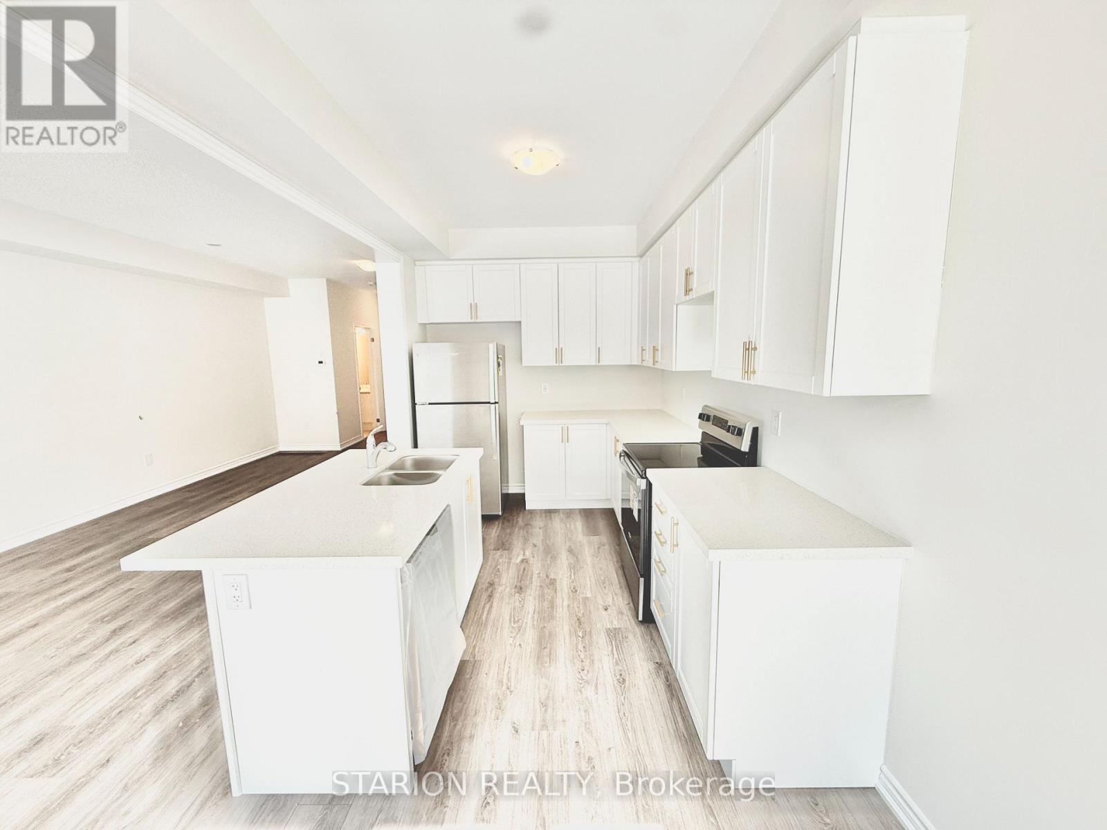 Unknown Address, ,     - Photo 15 - X12852214