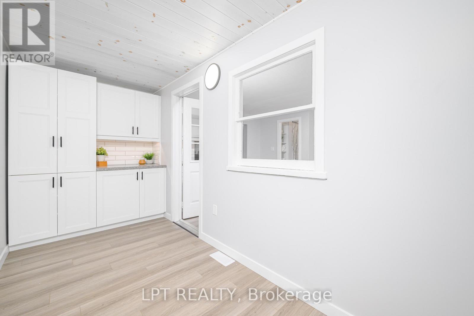 46 Young Street, Hastings Highlands (Monteagle Ward), Ontario  K0L 2S0 - Photo 17 - X12852504